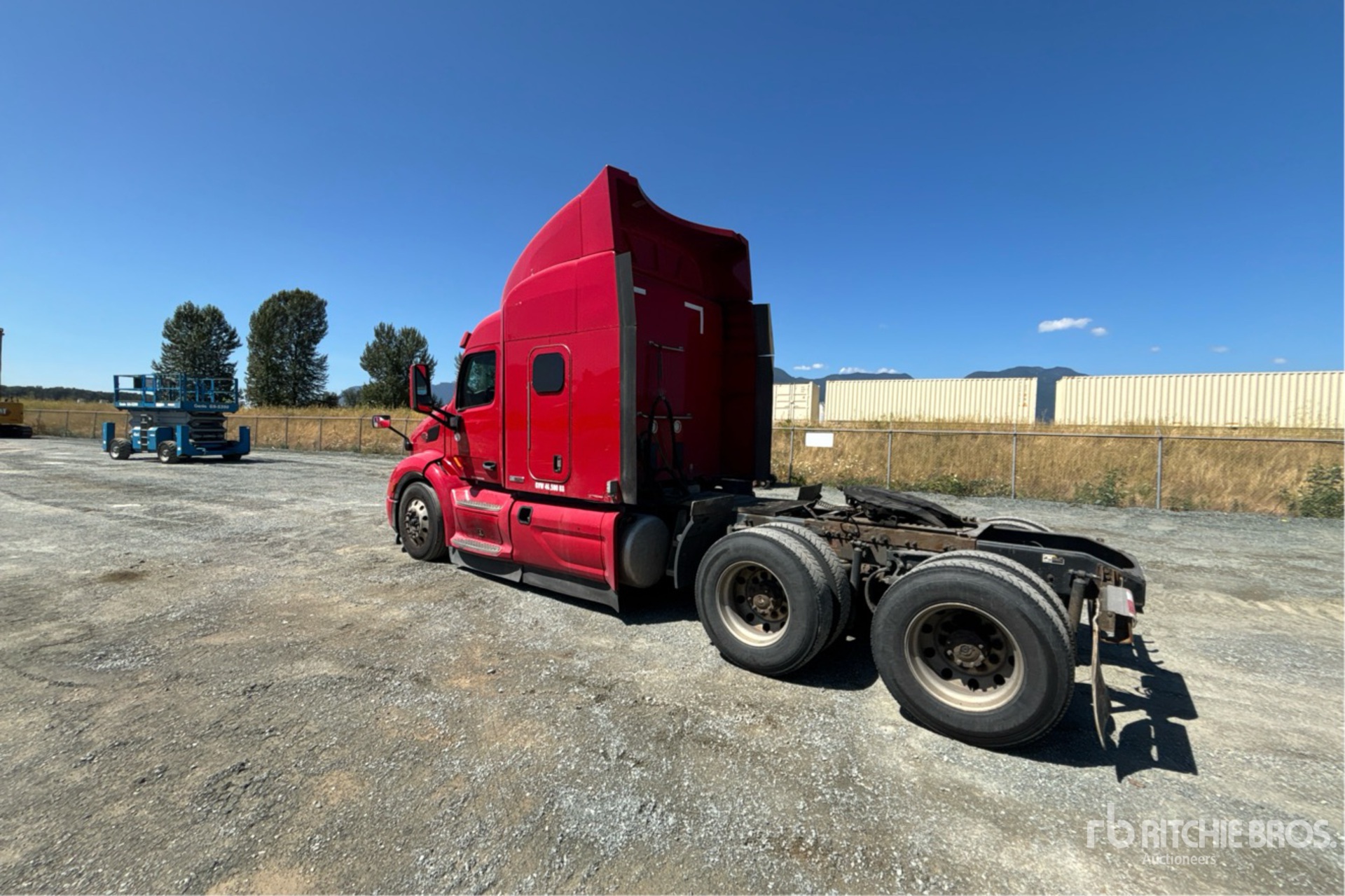 General Appearance with Picture, Left Rear Corner