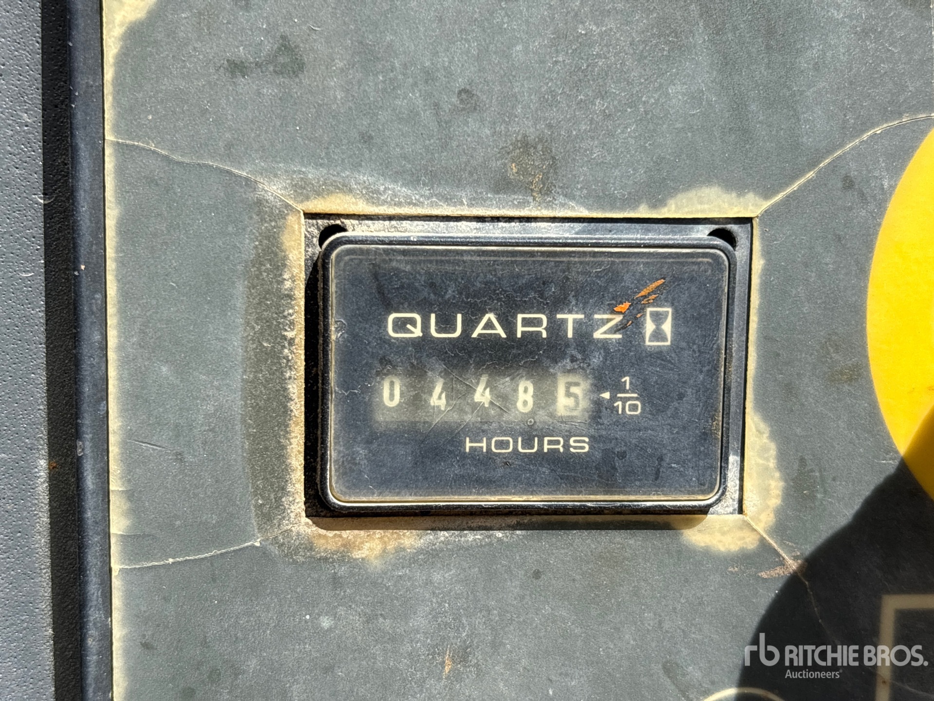 General Appearance with Hour Meter / Odometer