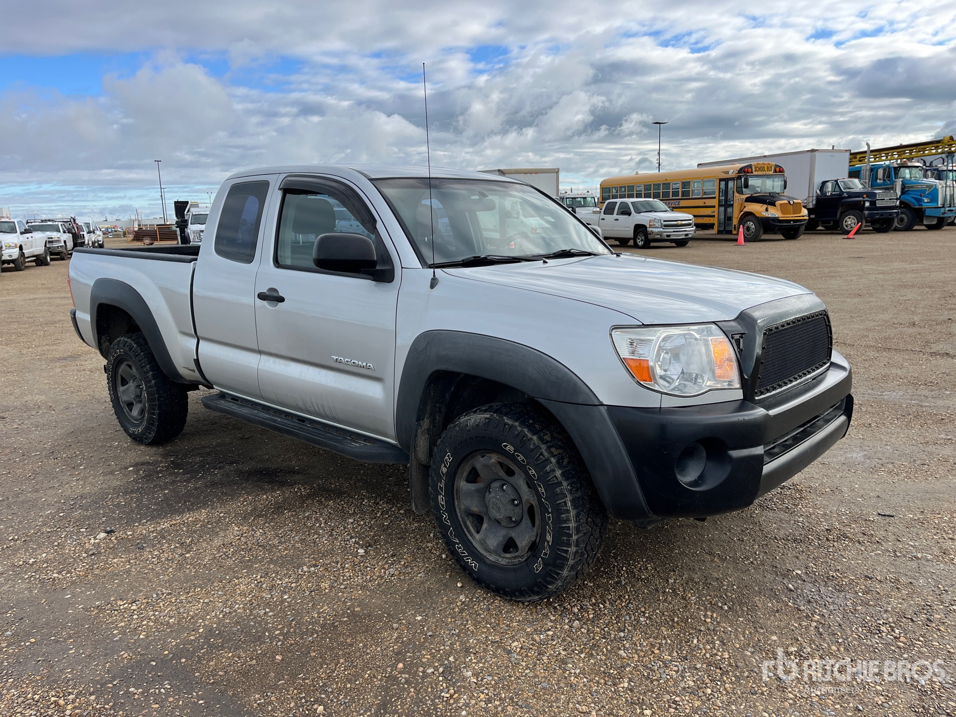 General Appearance with Picture, Right Front Corner