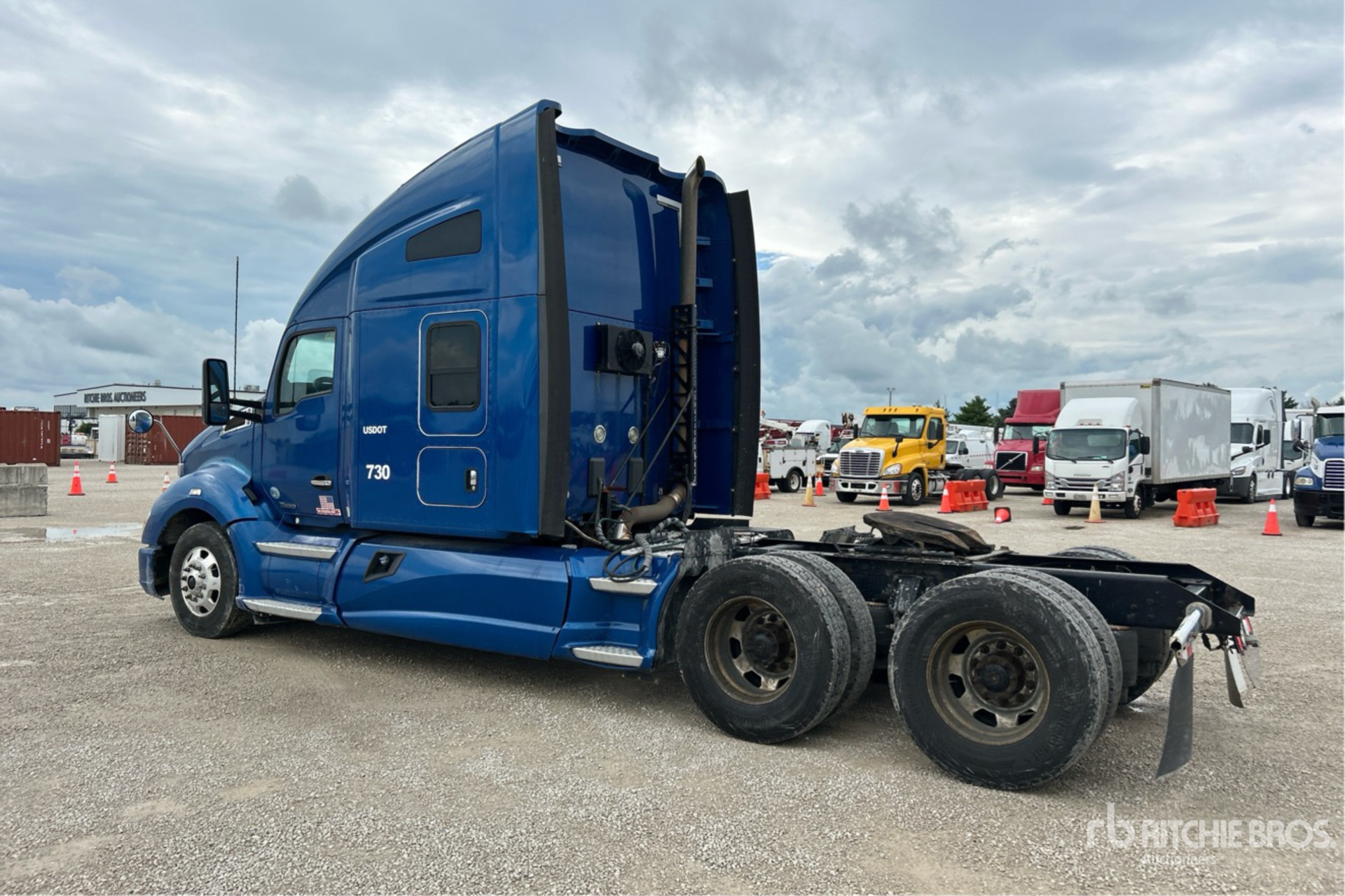 General Appearance with Picture, Left Rear Corner
