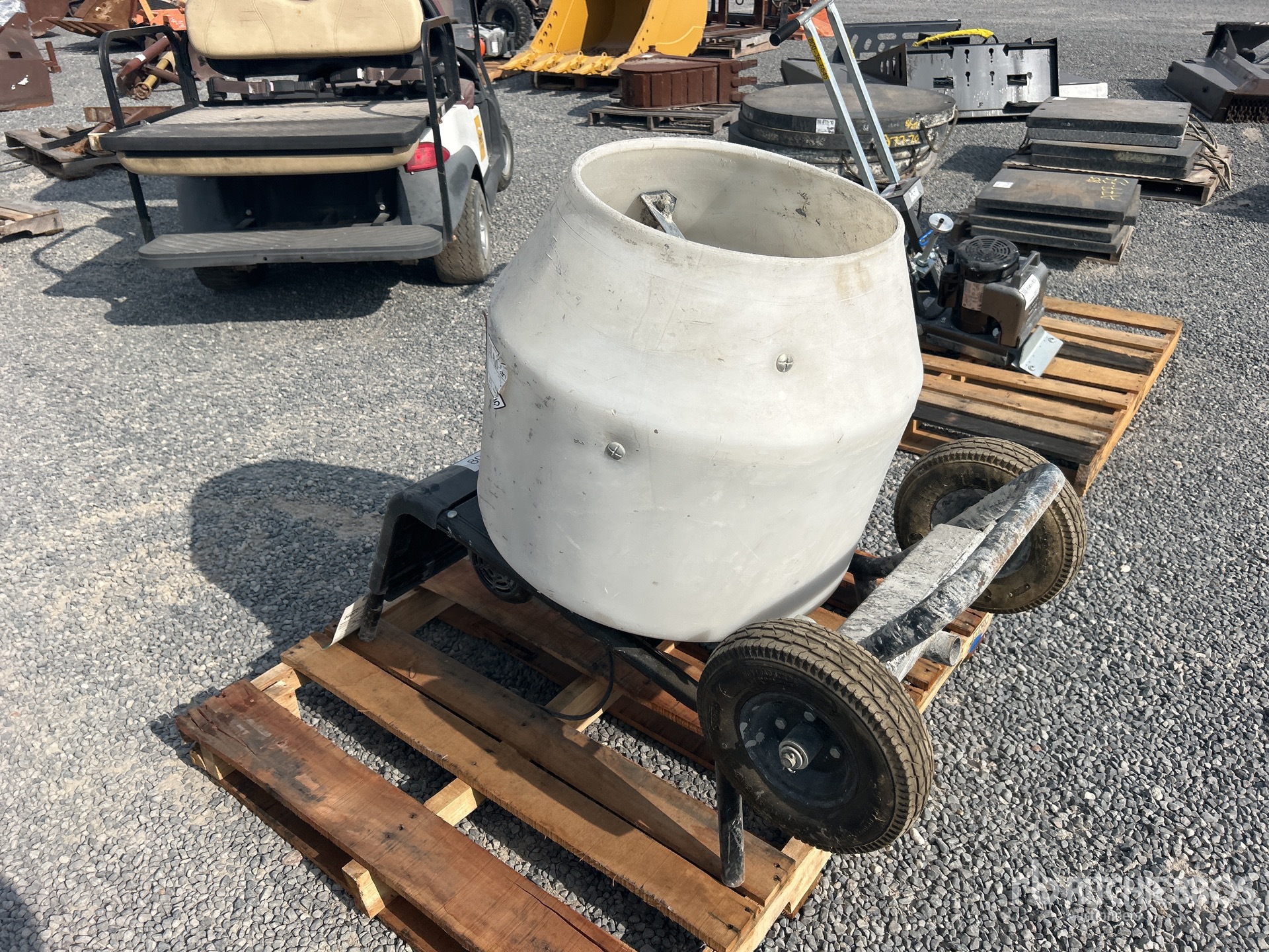 General Appearance with Picture, Right Front Corner