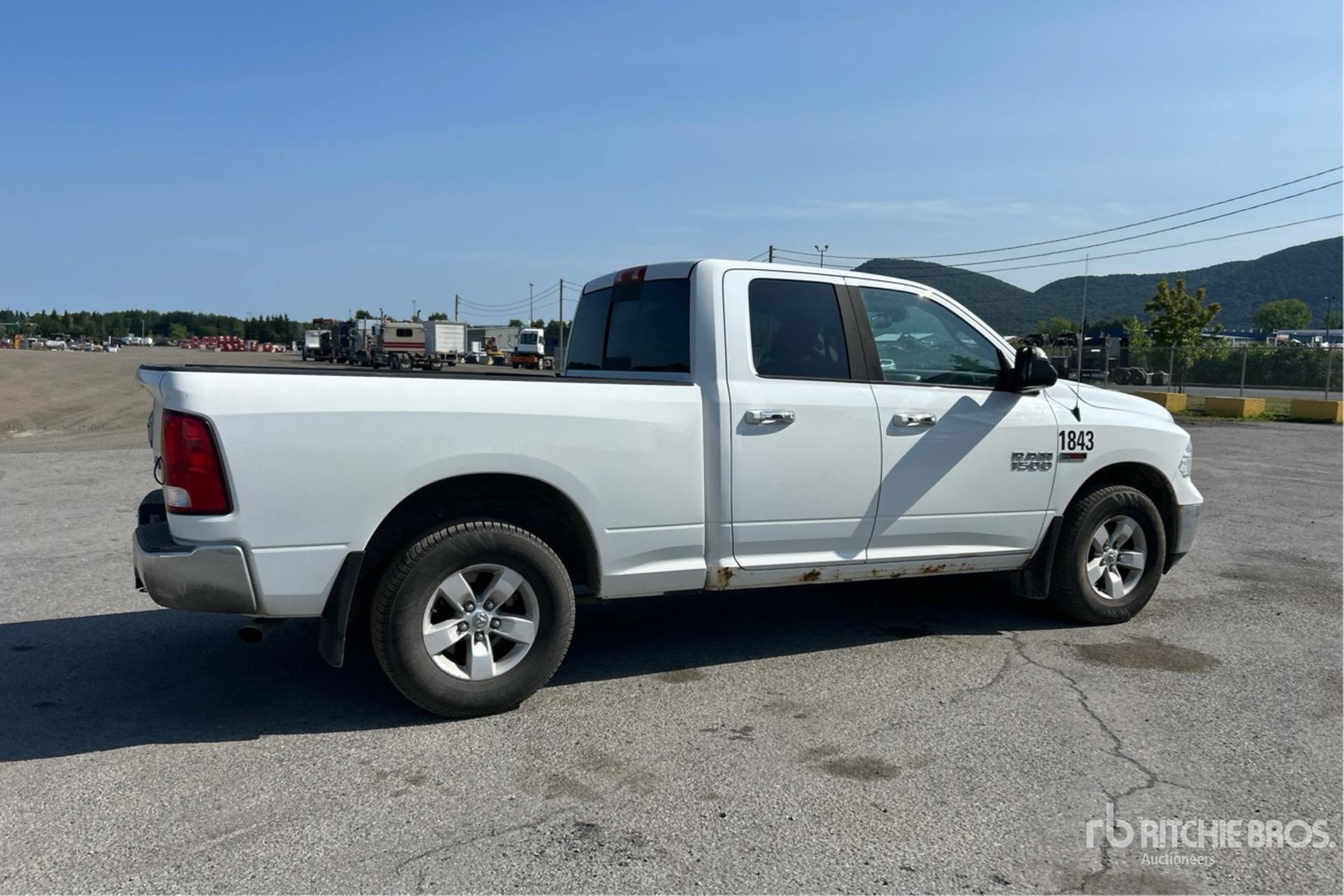General Appearance with Picture, Right Rear Corner