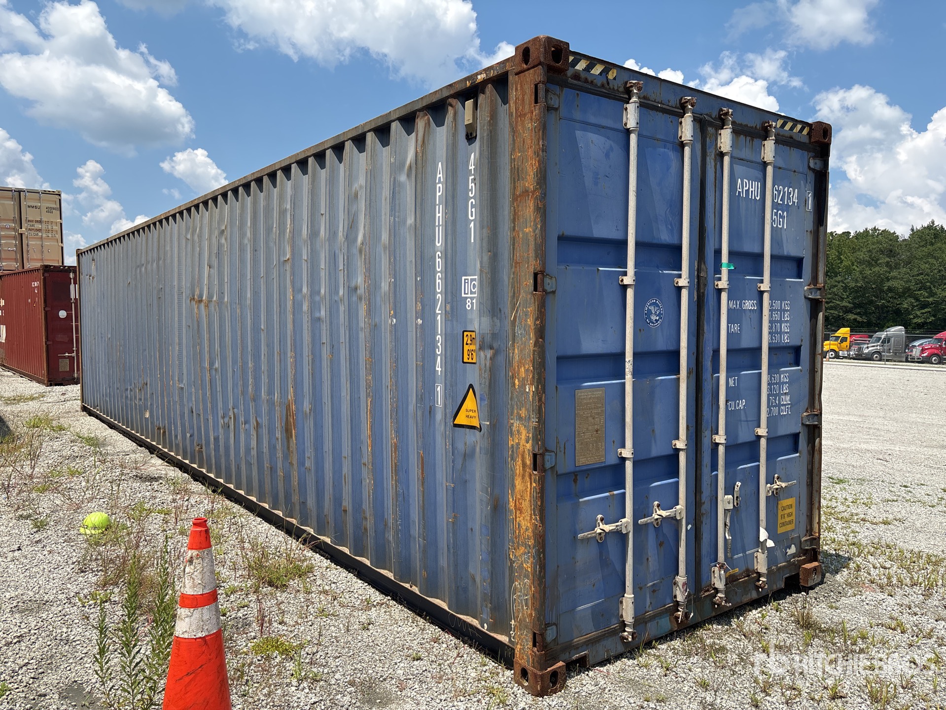 General Appearance with Picture, Right Front Corner
