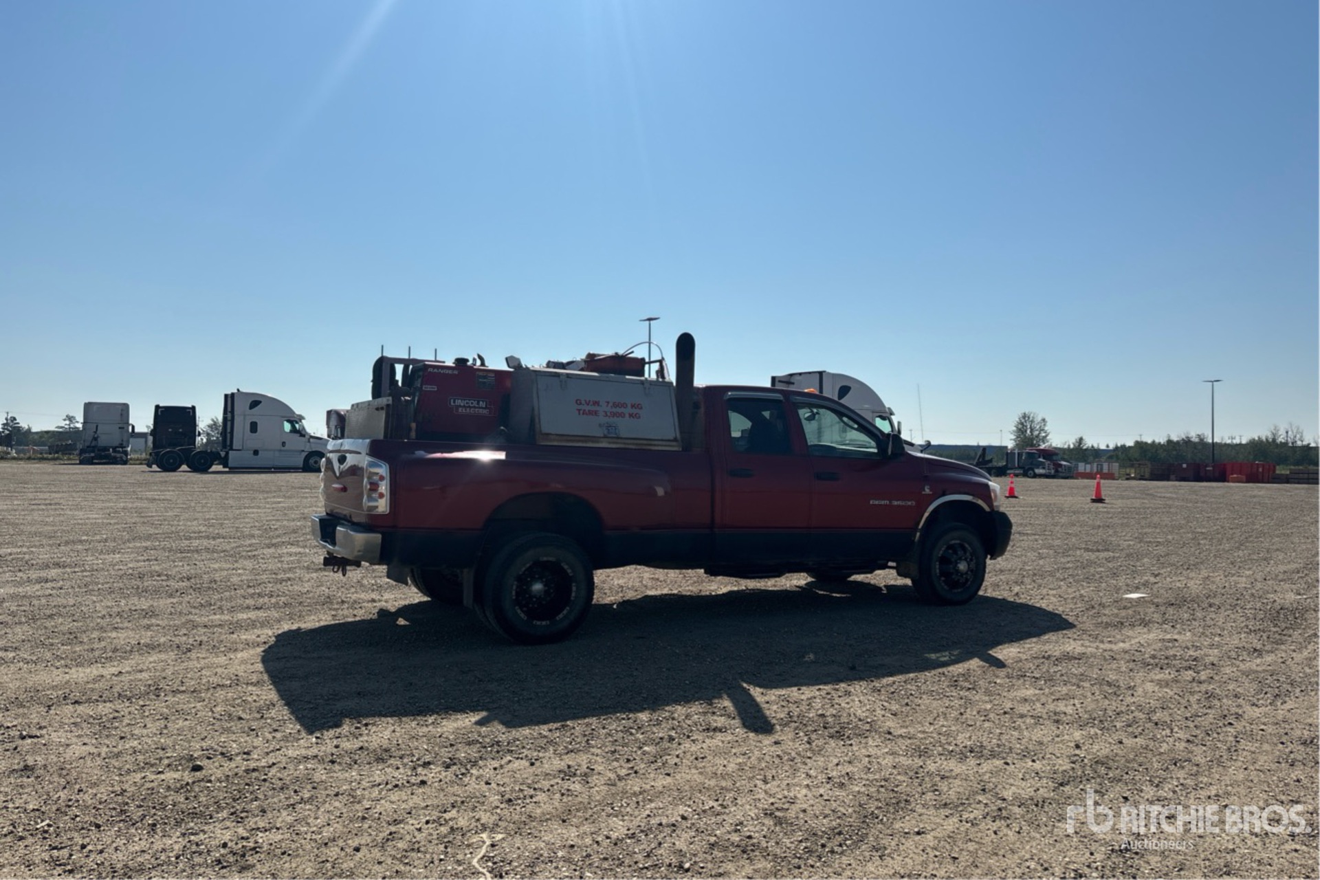 General Appearance with Picture, Right Rear Corner