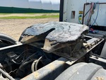 4 Underbody - Truck with 