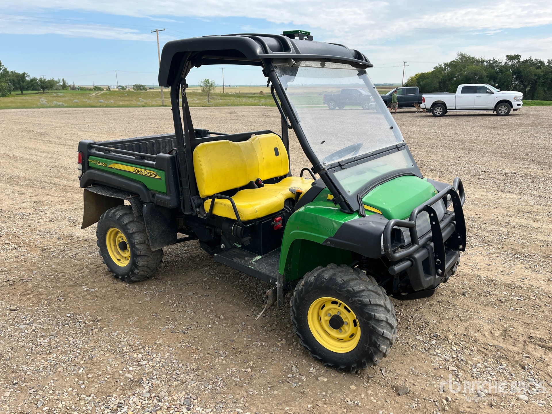 General Appearance with Picture, Right Front Corner
