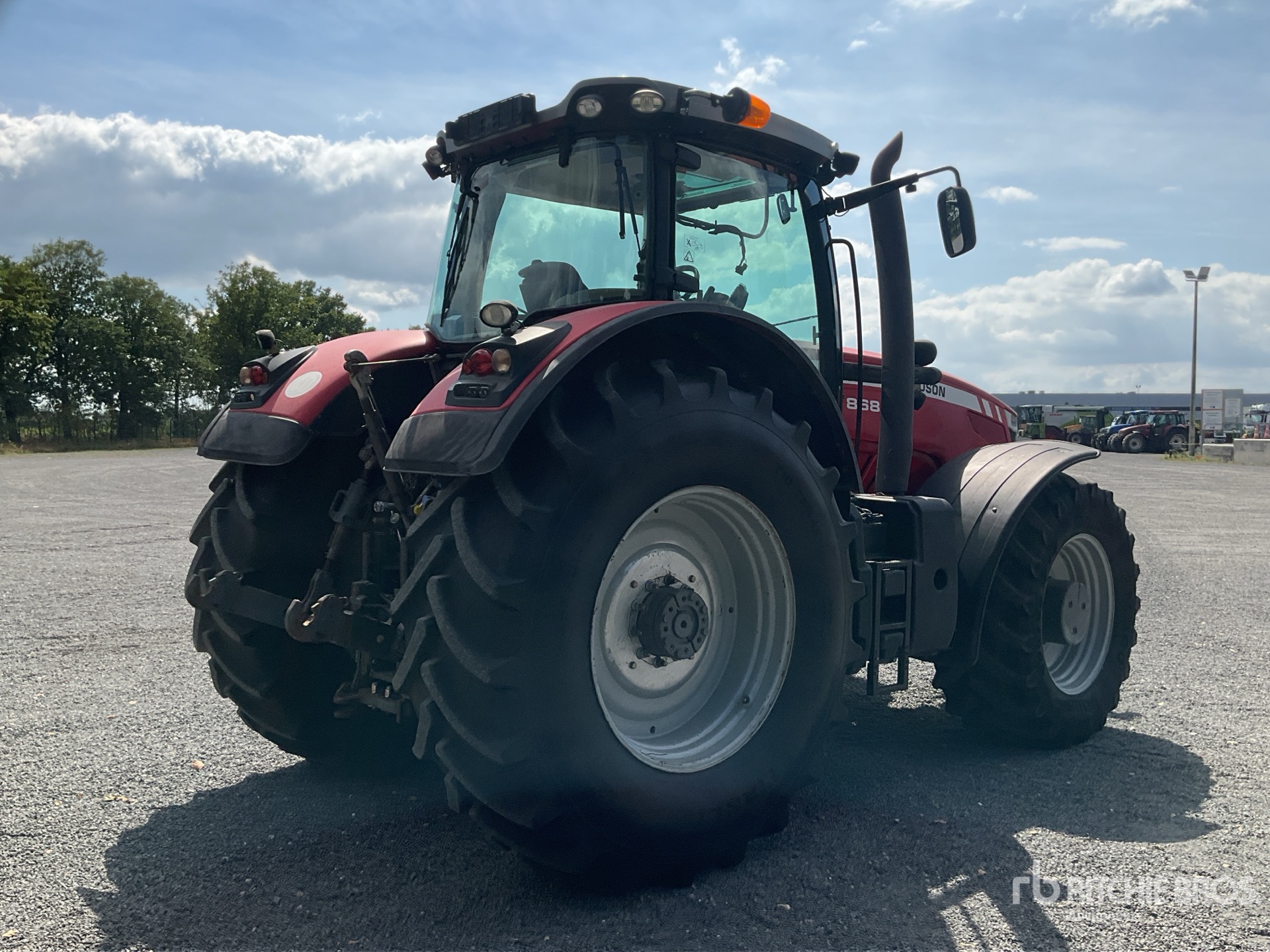 General Appearance with Picture, Right Rear Corner