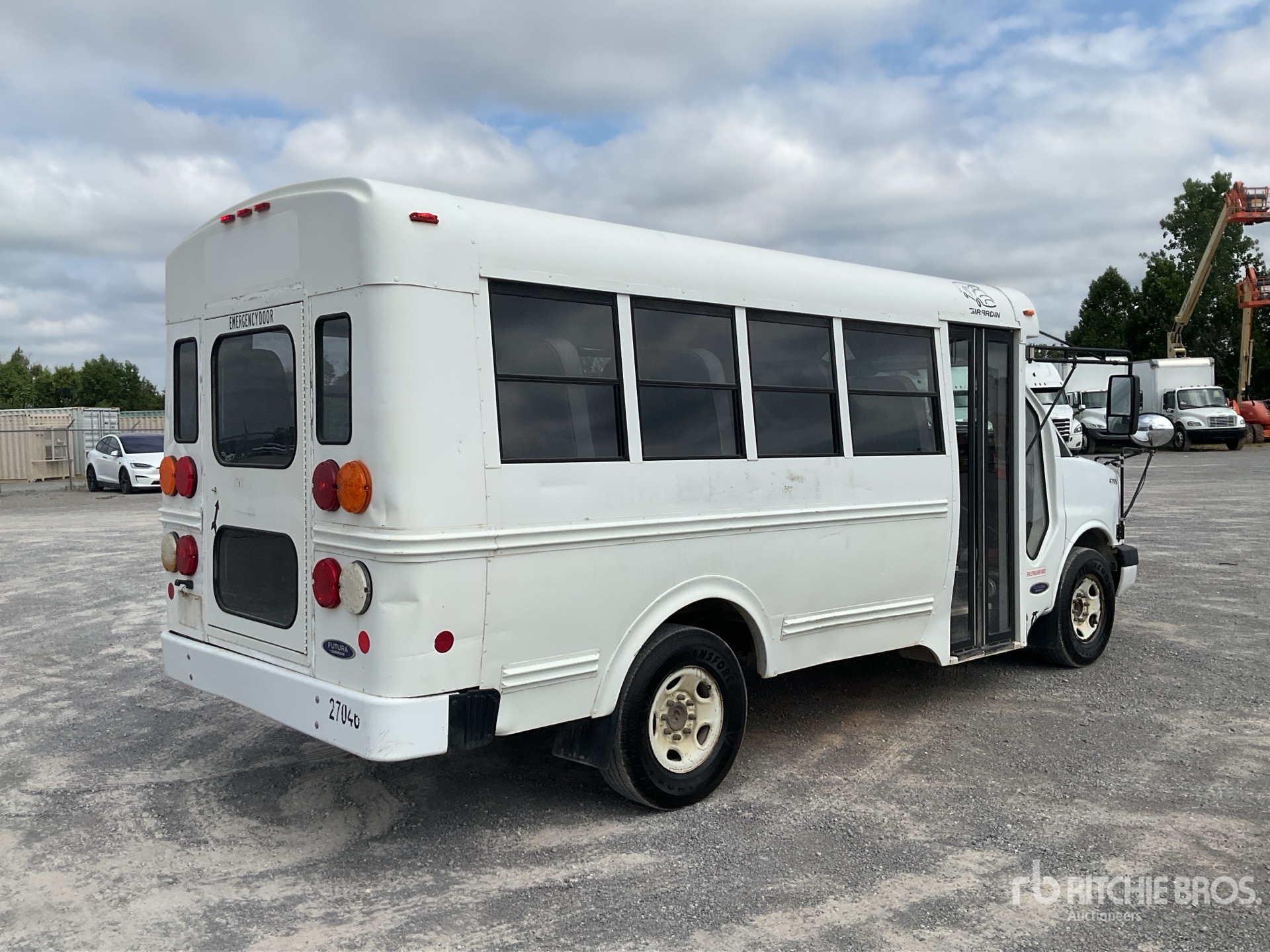 General Appearance with Picture, Right Rear Corner