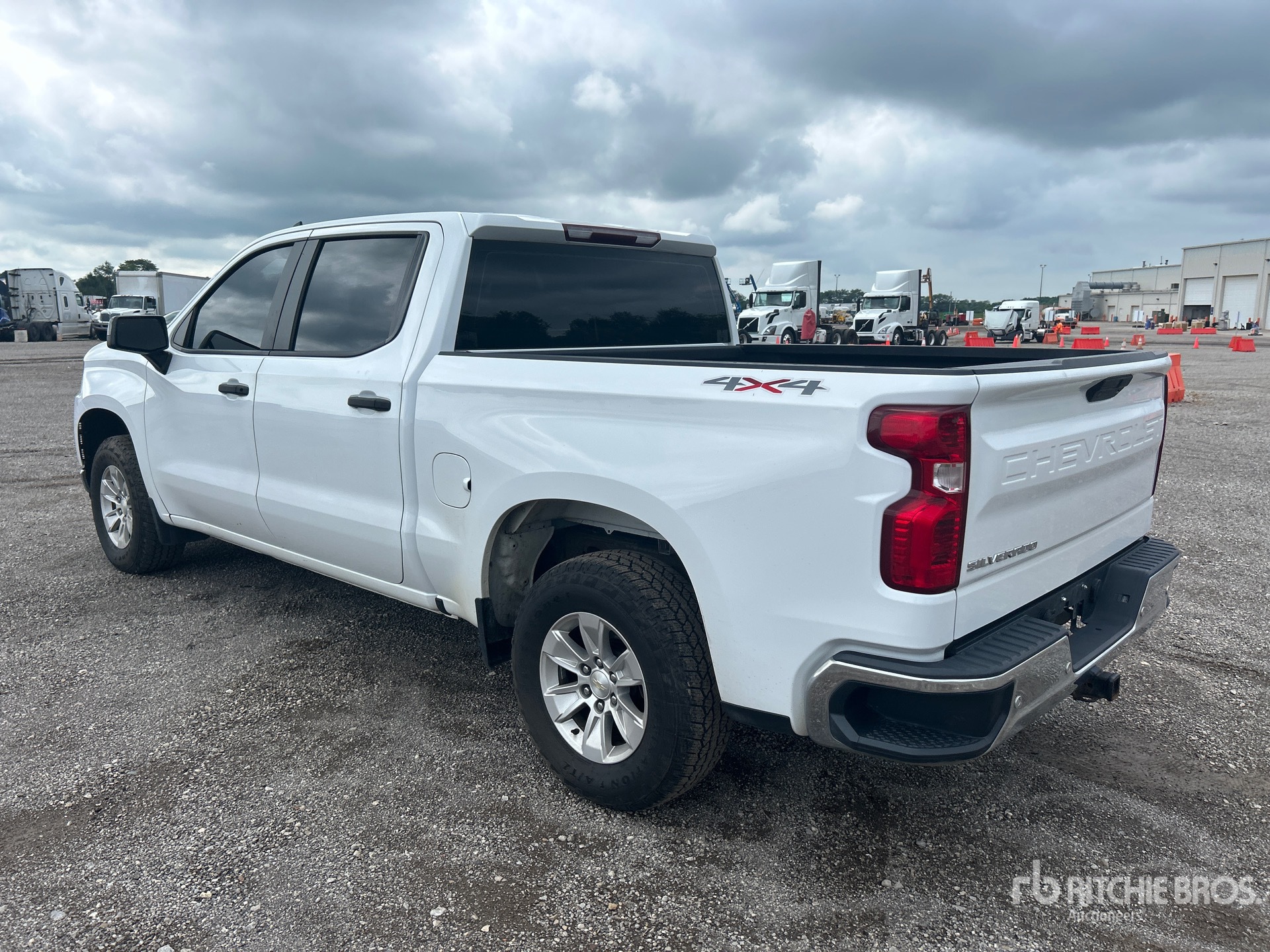 General Appearance with Picture, Left Rear Corner