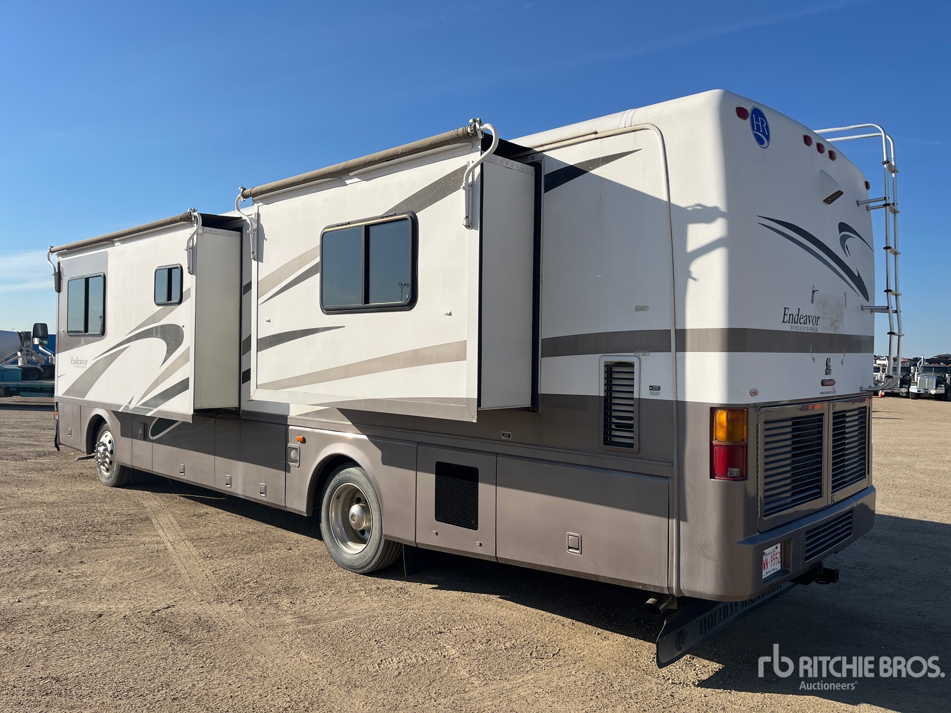General Appearance with Picture, Left Rear Corner