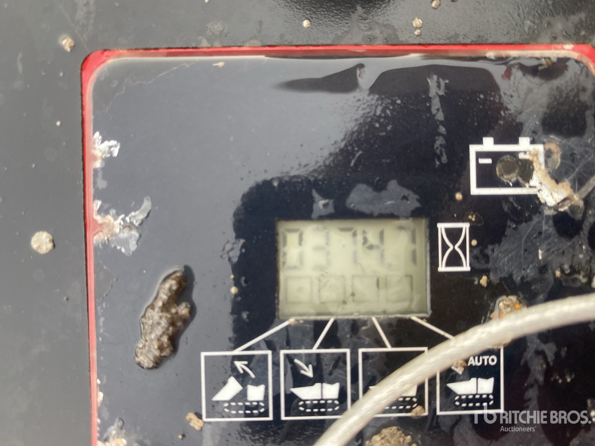 General Appearance with Hour Meter / Odometer