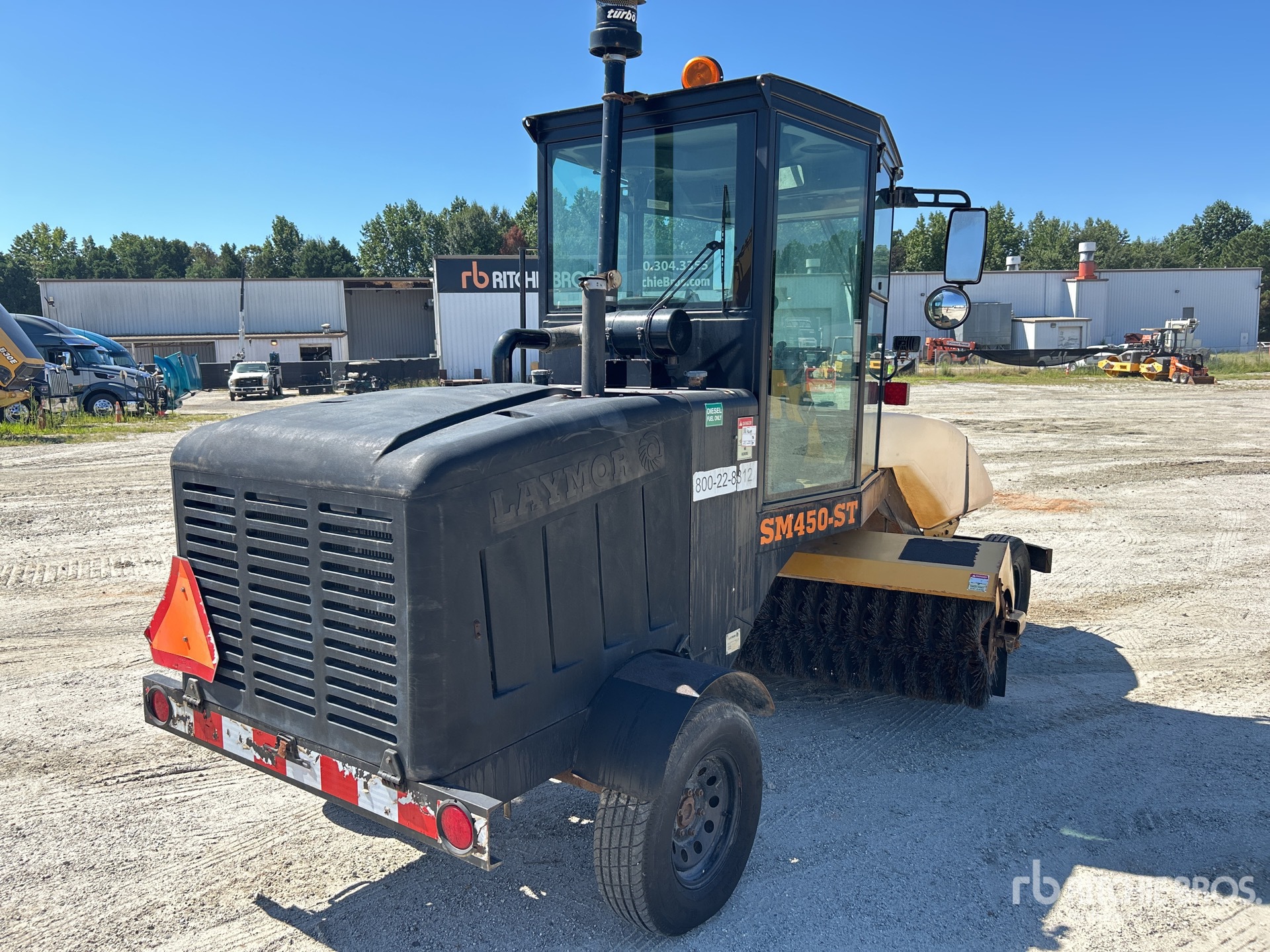 General Appearance with Picture, Right Rear Corner