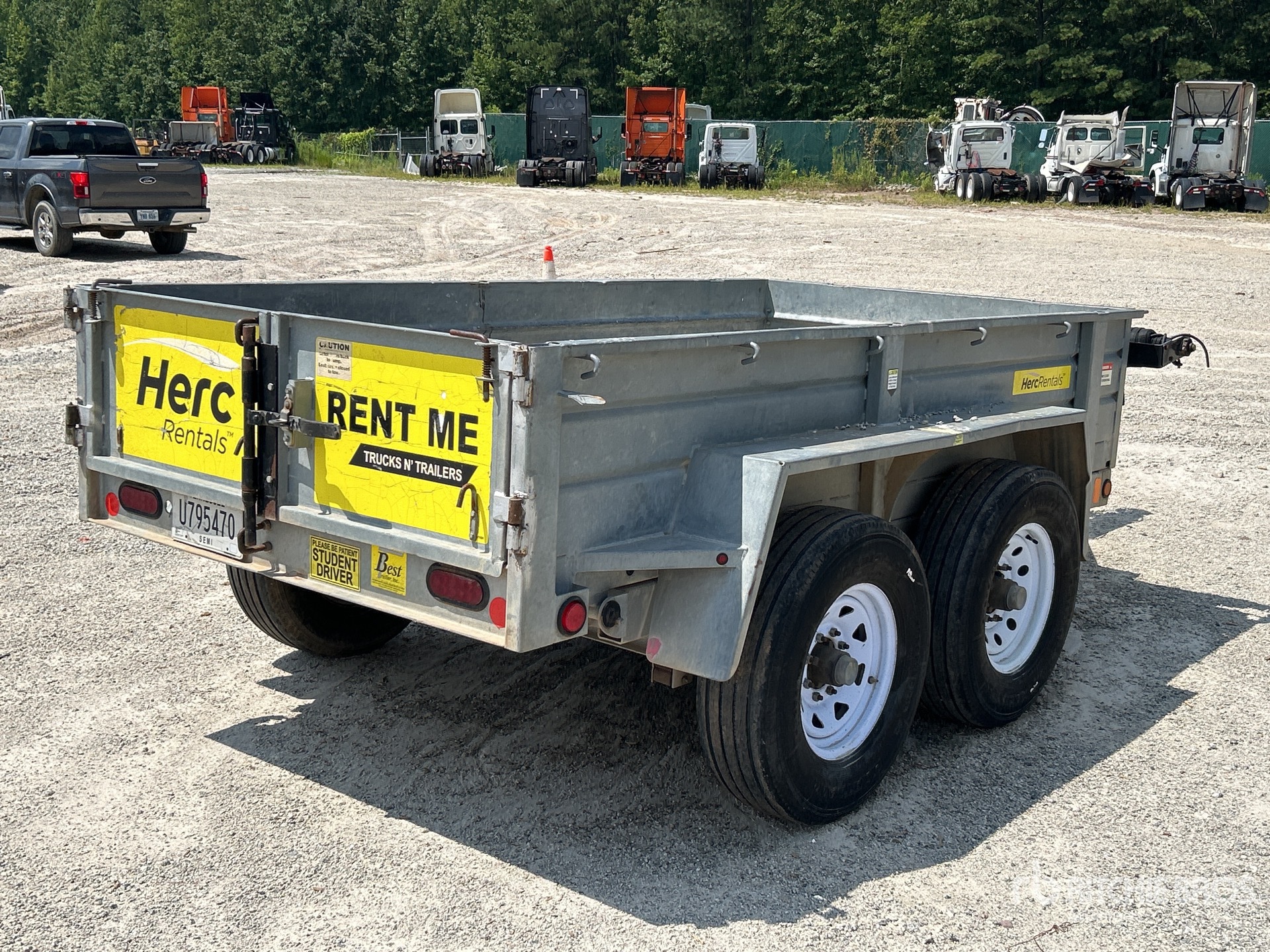 General Appearance with Picture, Right Rear Corner