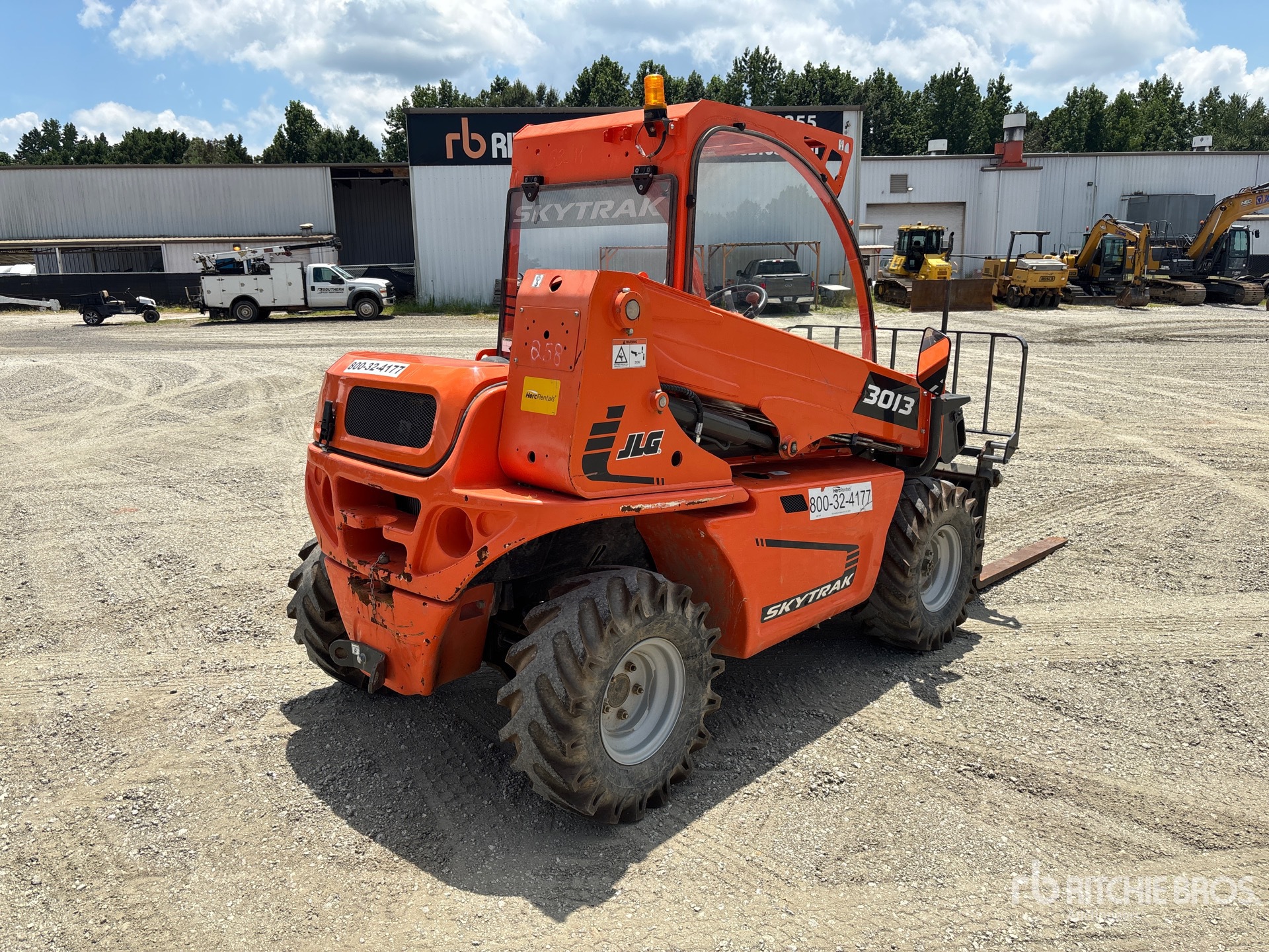 General Appearance with Picture, Right Rear Corner