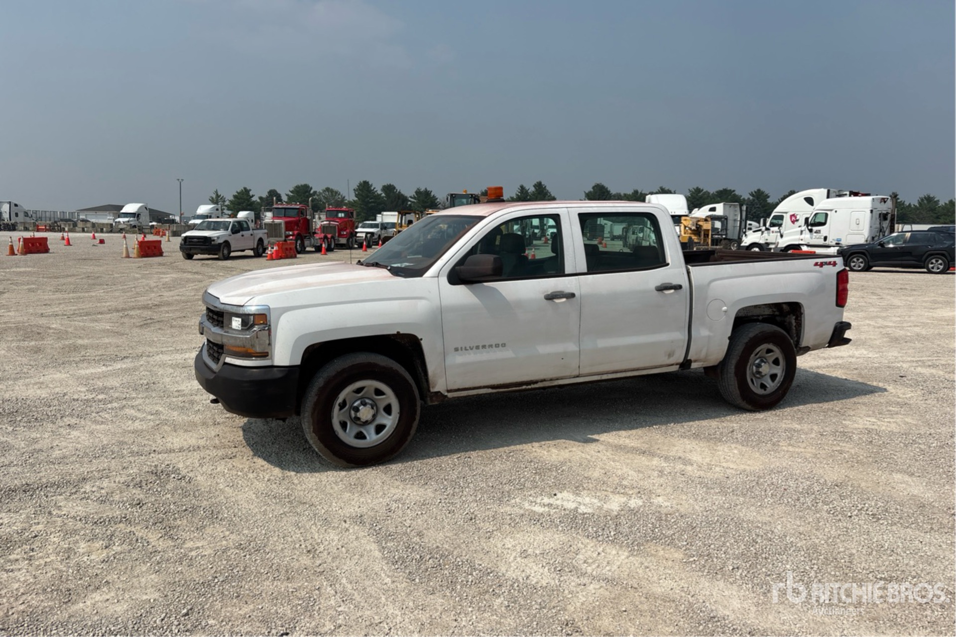 General Appearance with Picture, Left Front Corner
