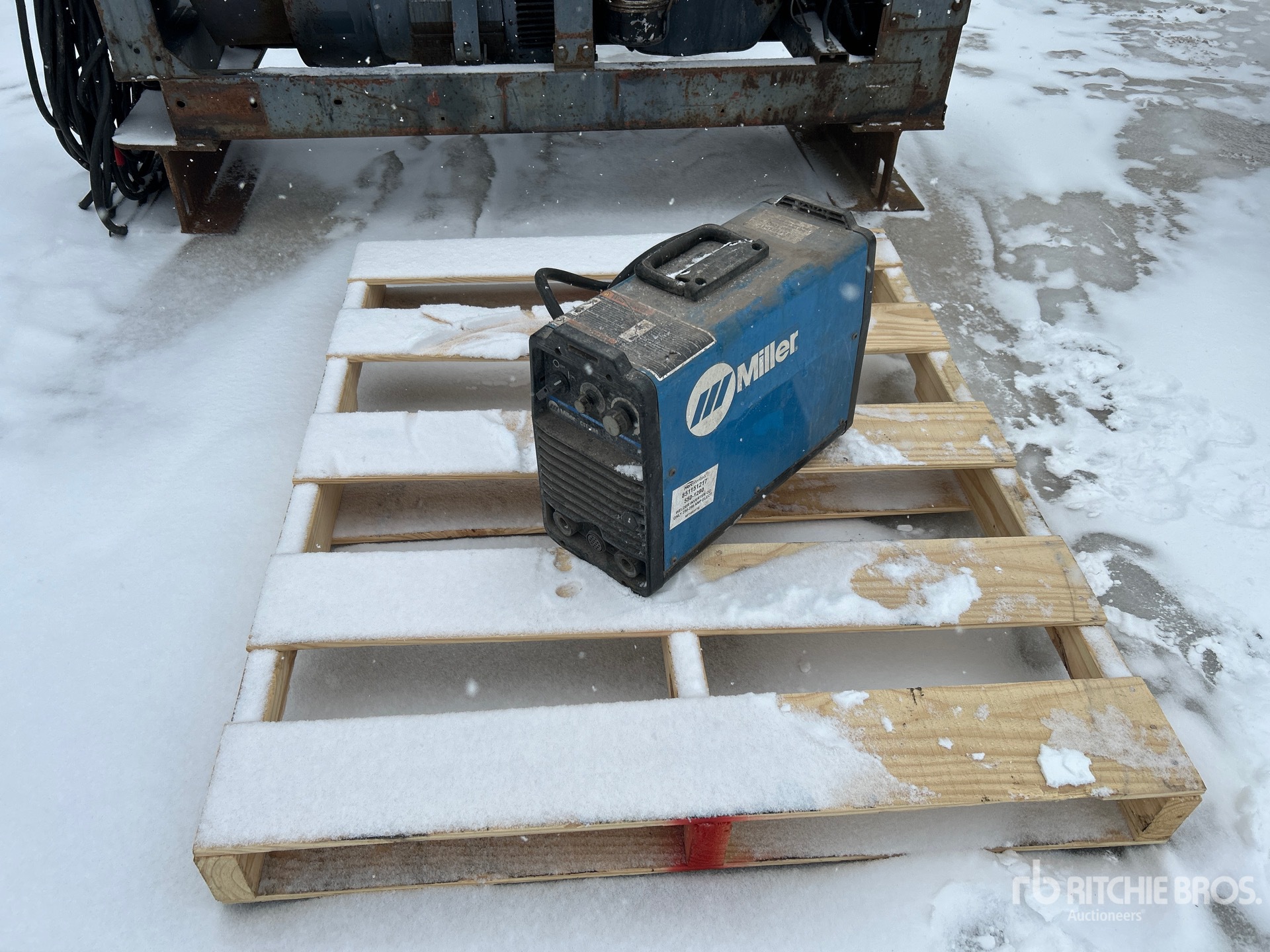 General Appearance with Featured Photo