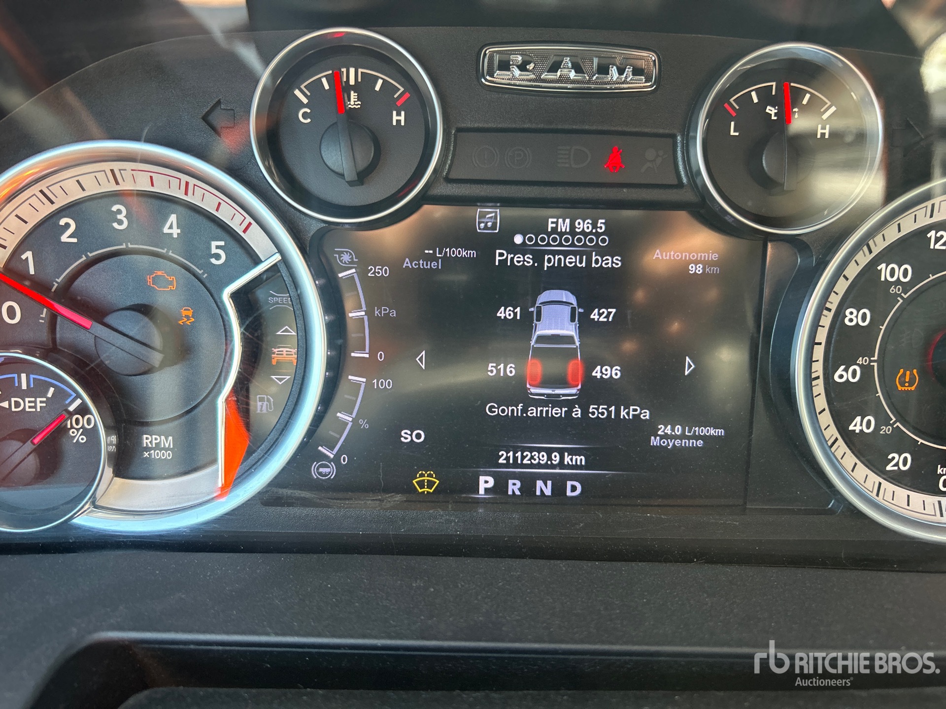General Appearance with Hour Meter / Odometer
