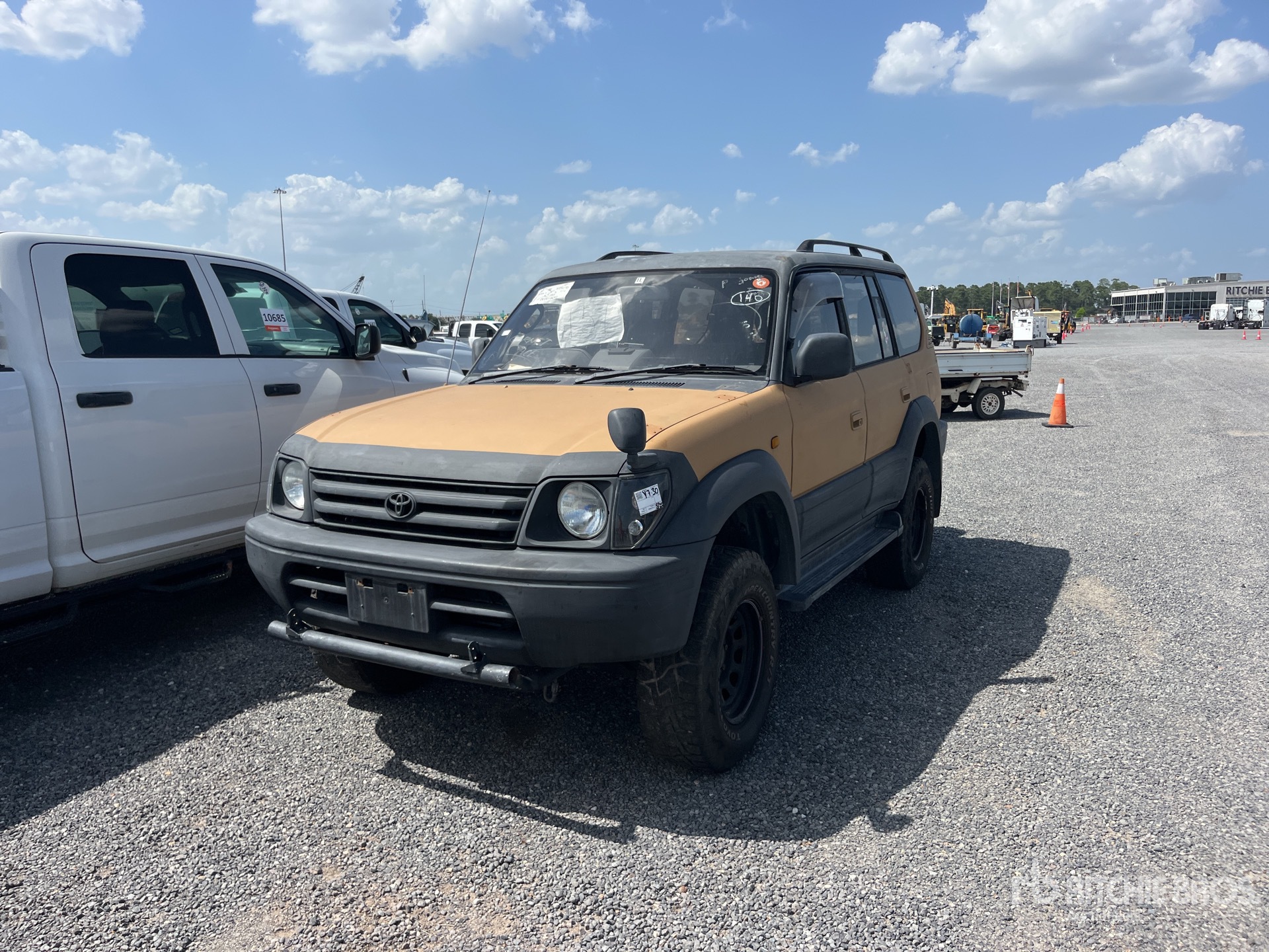 General Appearance with Picture, Left Front Corner
