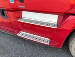 4 Underbody - Truck with 