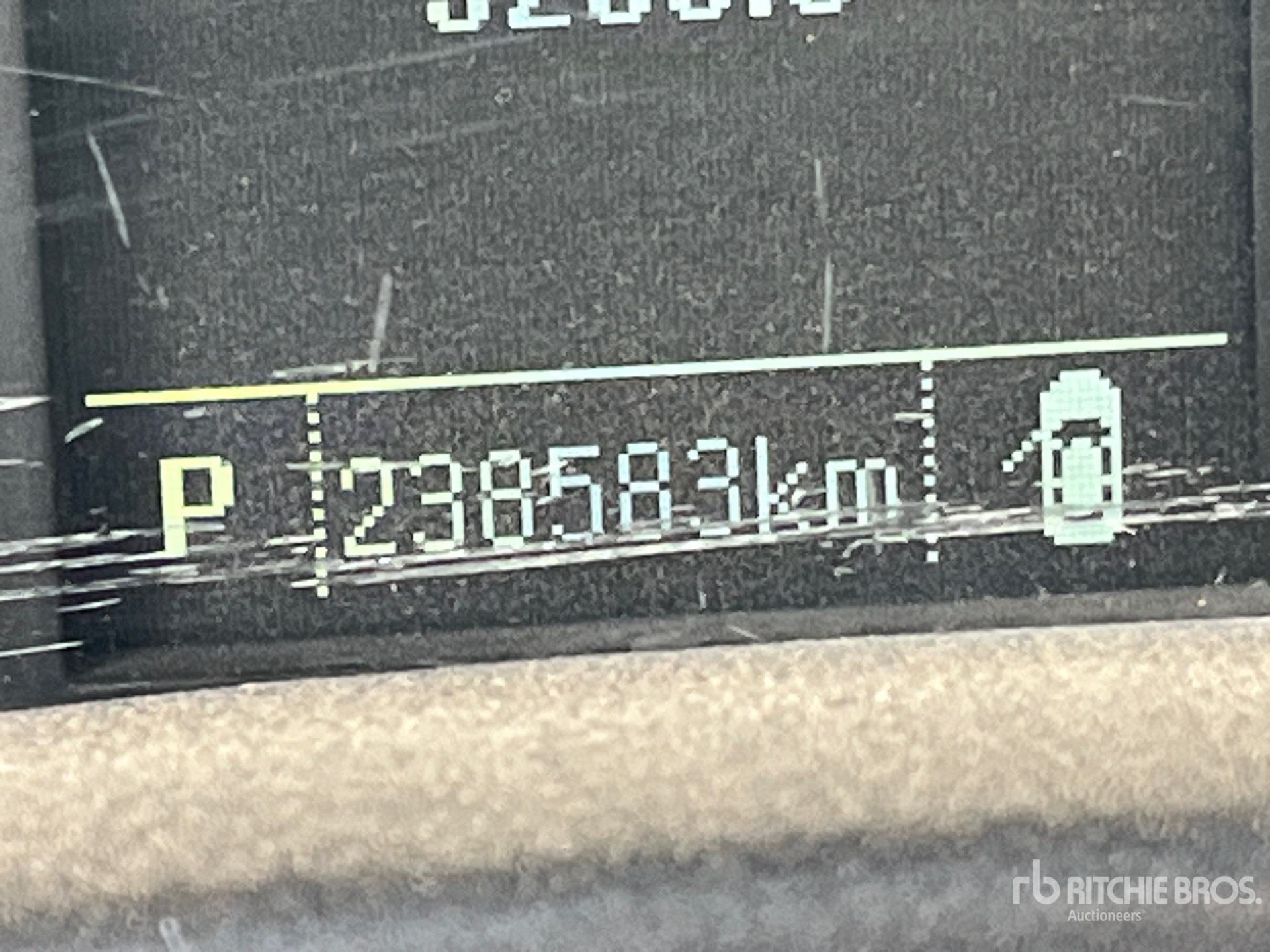 General Appearance with Hour Meter / Odometer