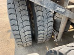 4 Underbody - Truck with 