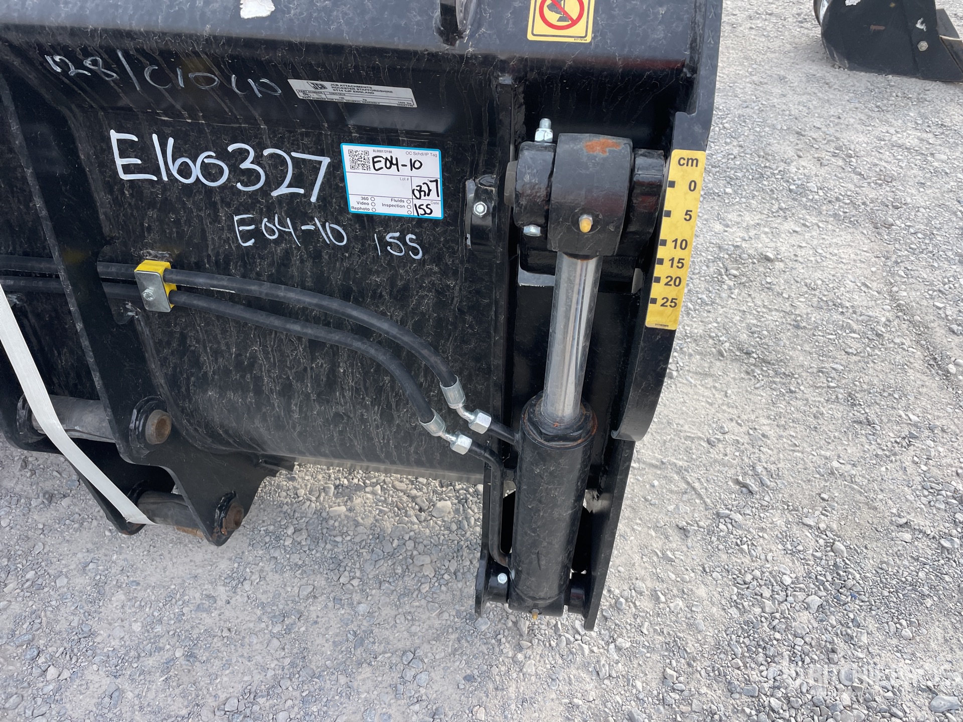 Hydraulics with 