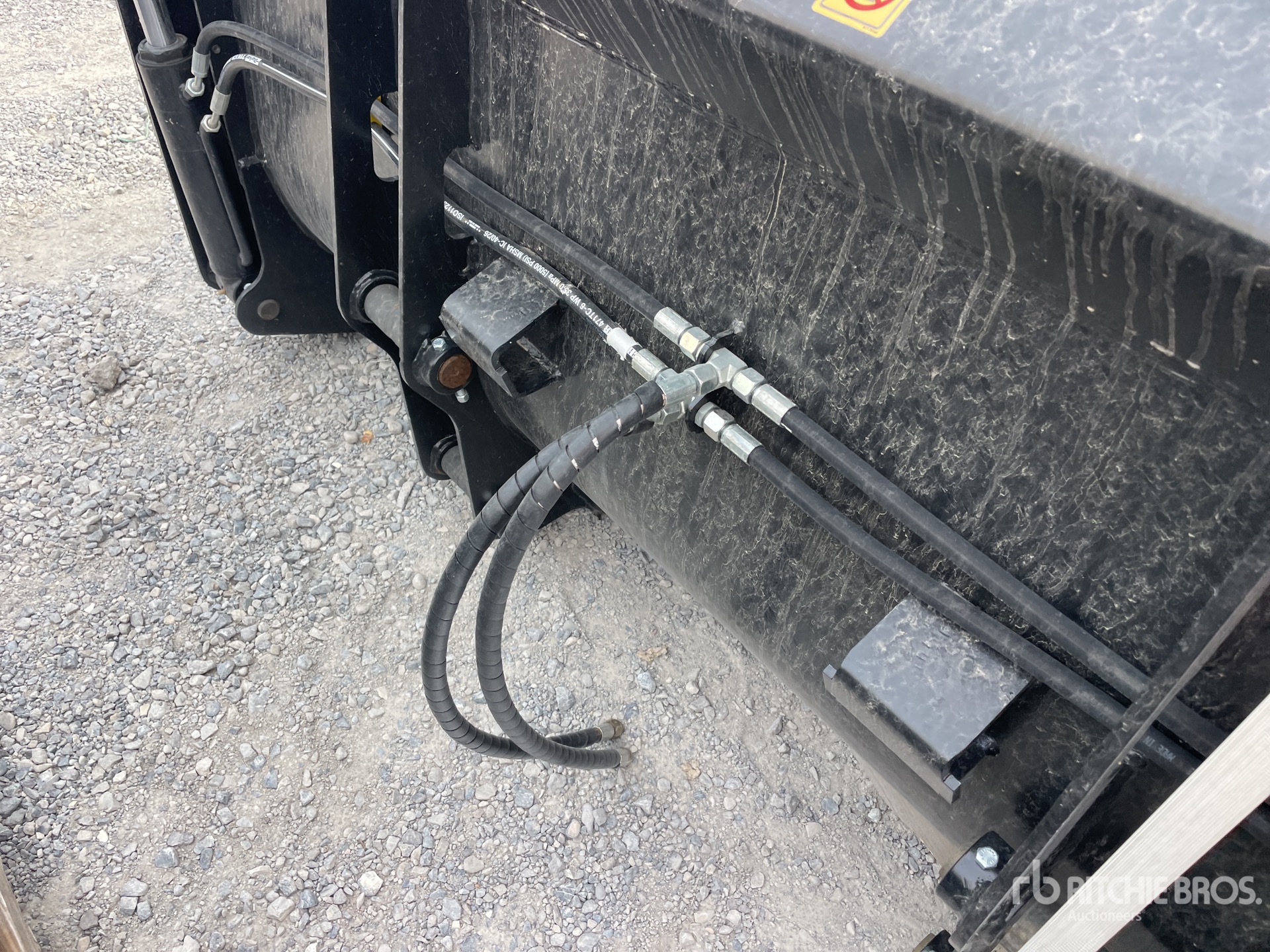 Hydraulics with 