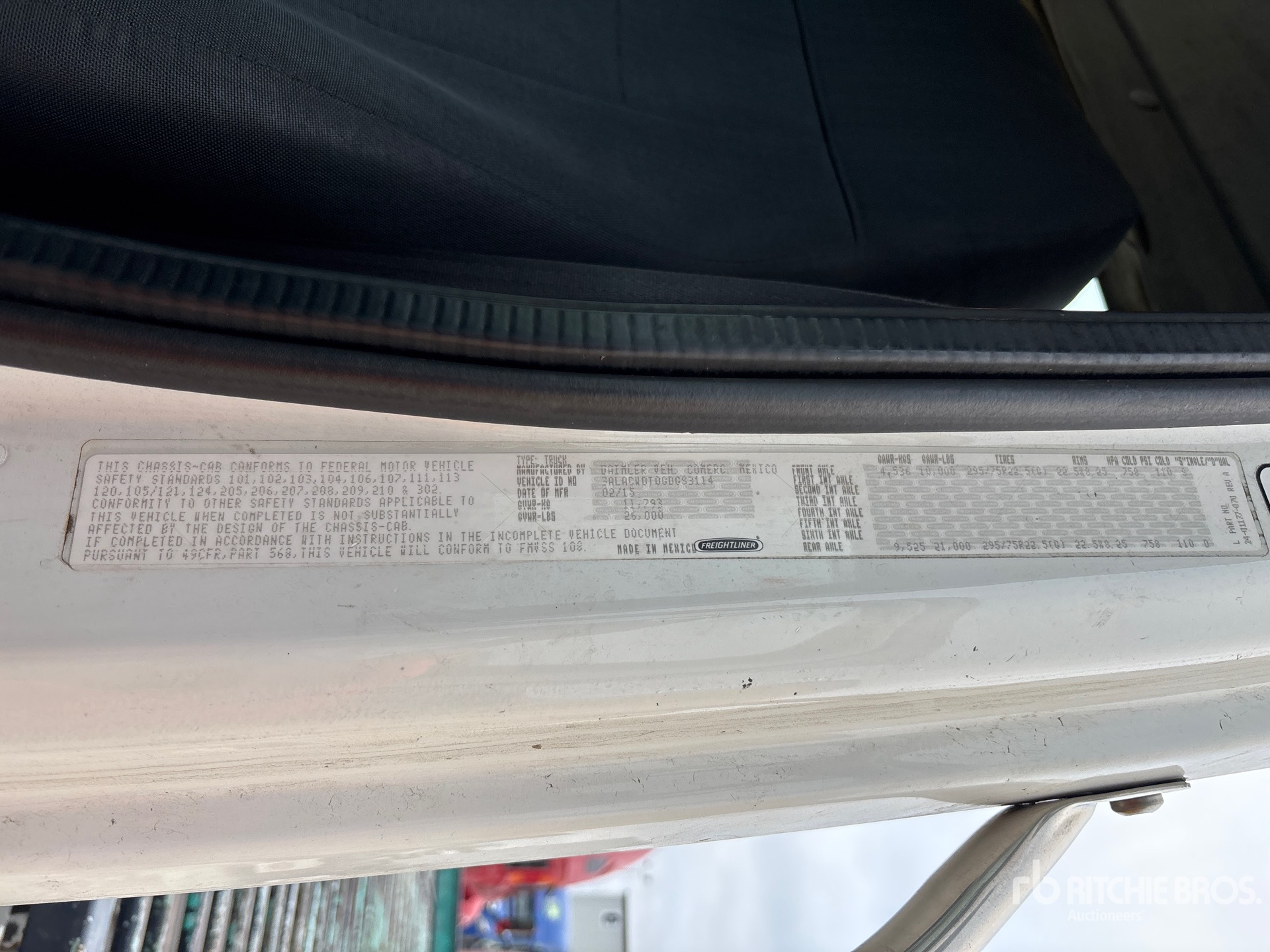 General Appearance with Numéro de série/Numéro d'identification du véhicule automobile