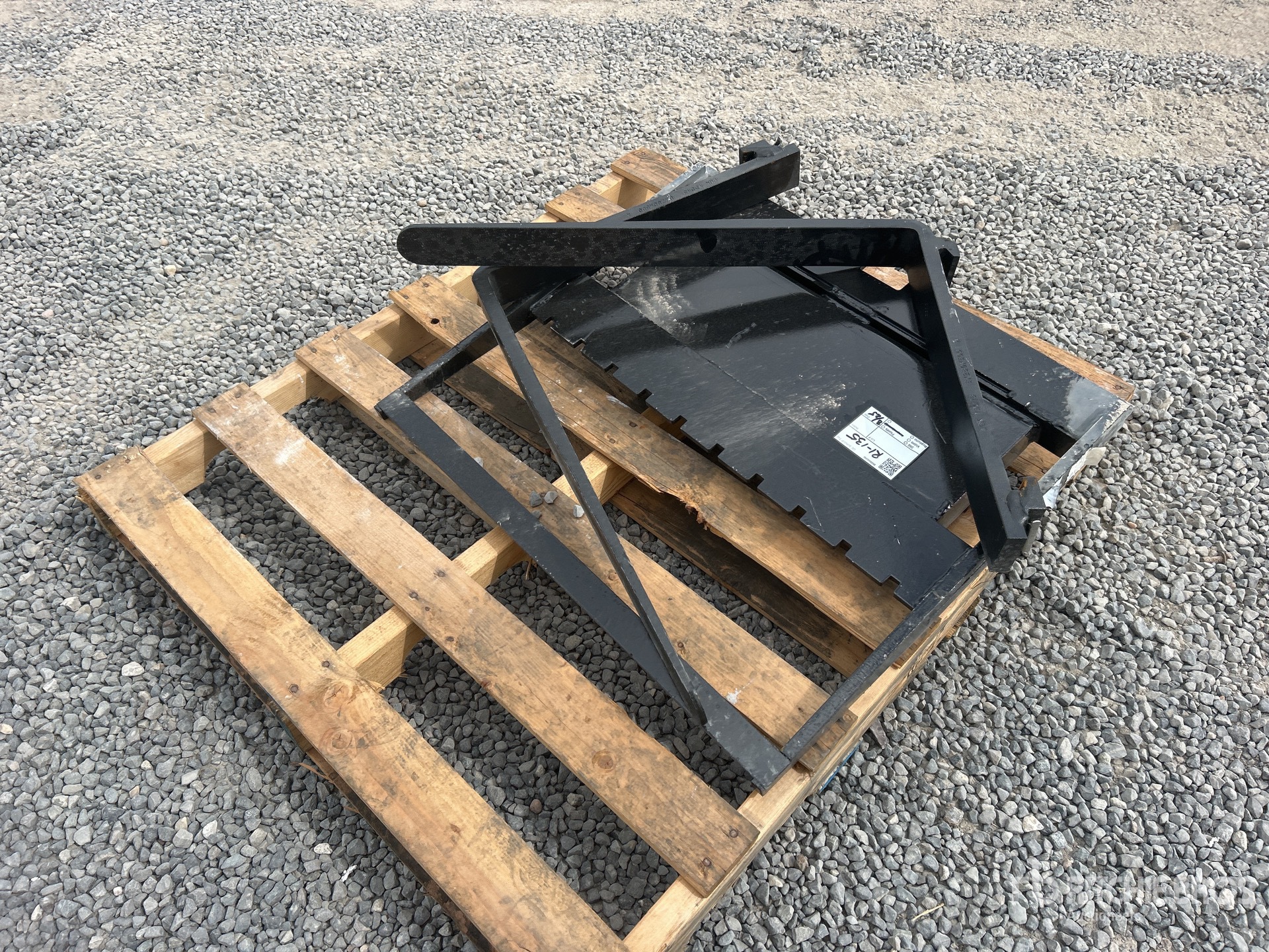 General Appearance with Foto, angolo anteriore sinistro