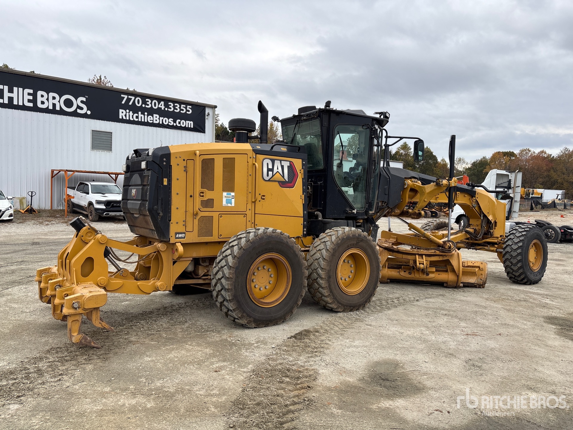 General Appearance with Imagen: esquina trasera derecha