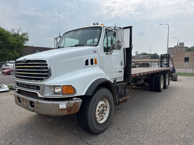 2004 (unverified) Sterling L9500 6x4 Flatbed Truck
