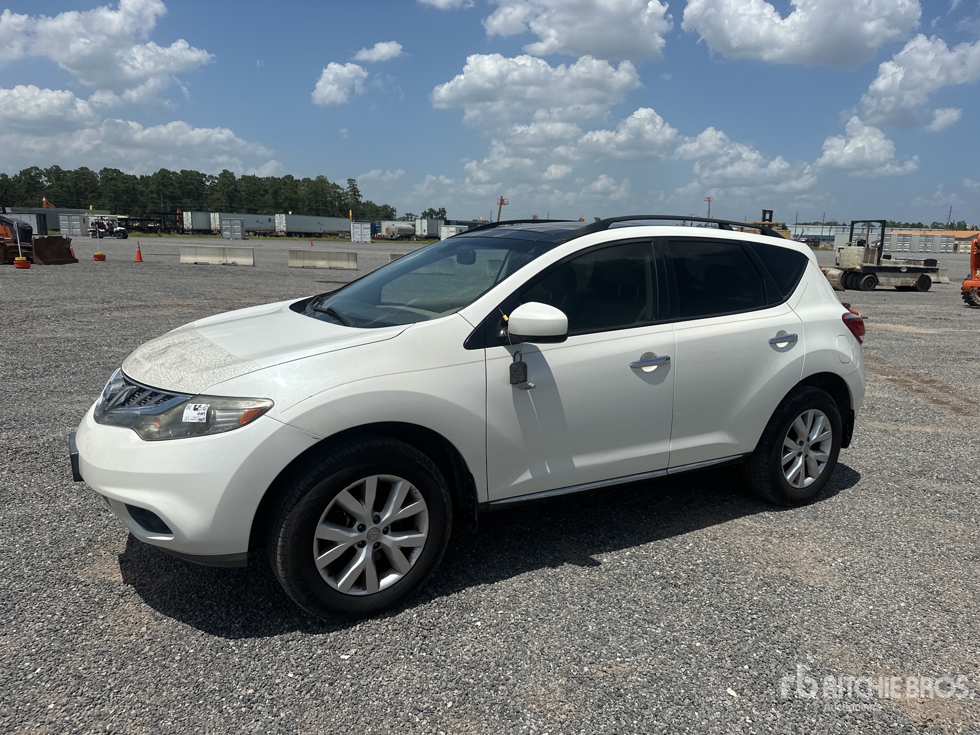 General Appearance with Featured Photo