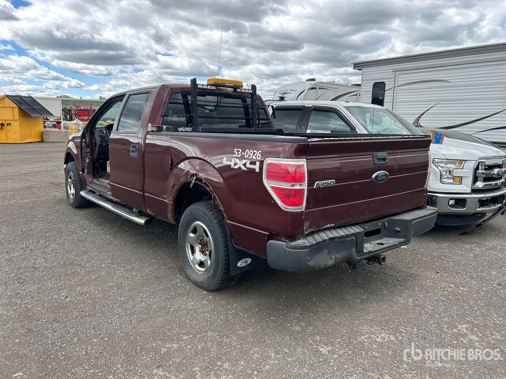 General Appearance with Picture, Left Rear Corner