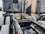 4 Underbody - Truck with 