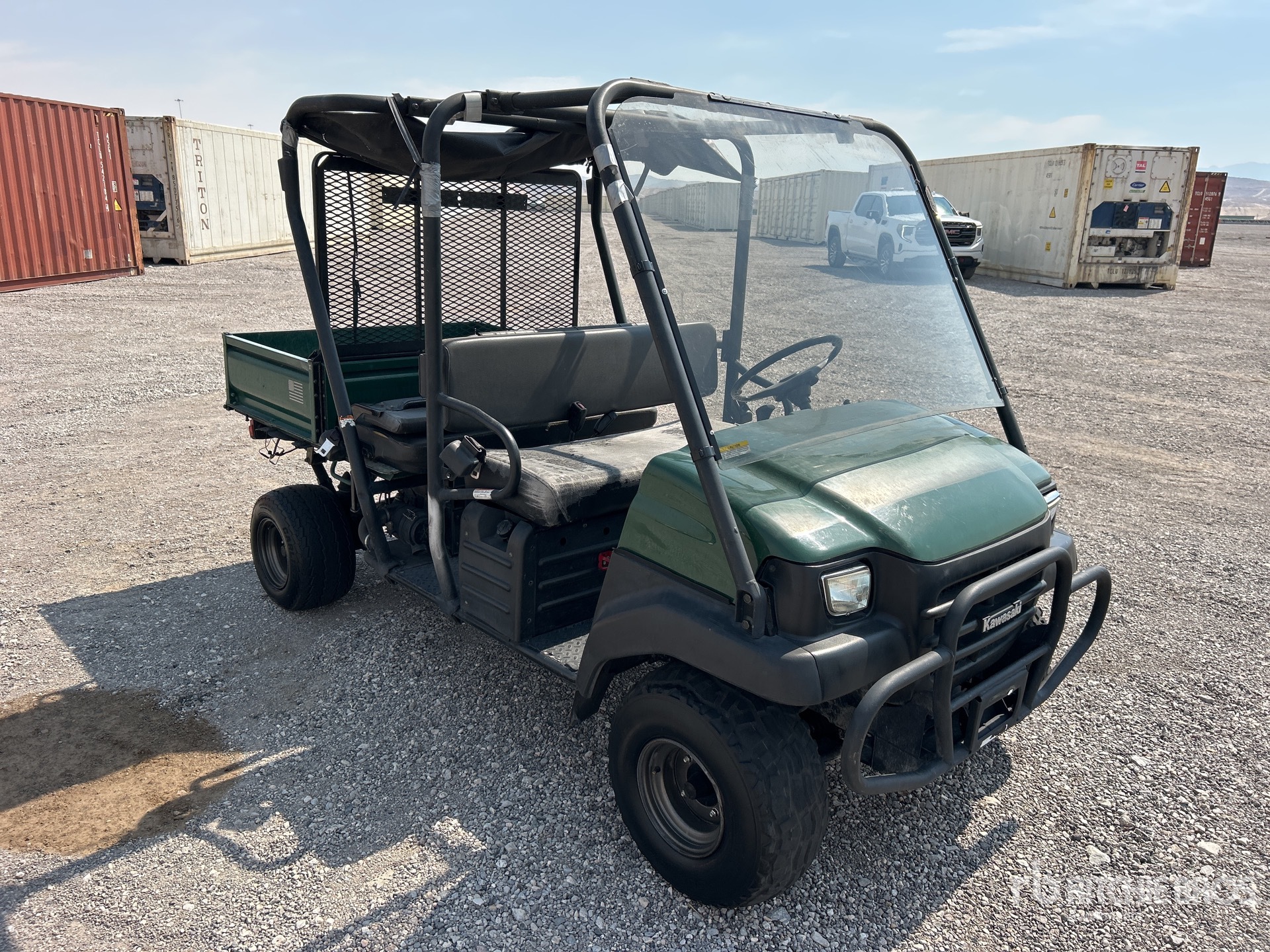 General Appearance with Picture, Right Front Corner