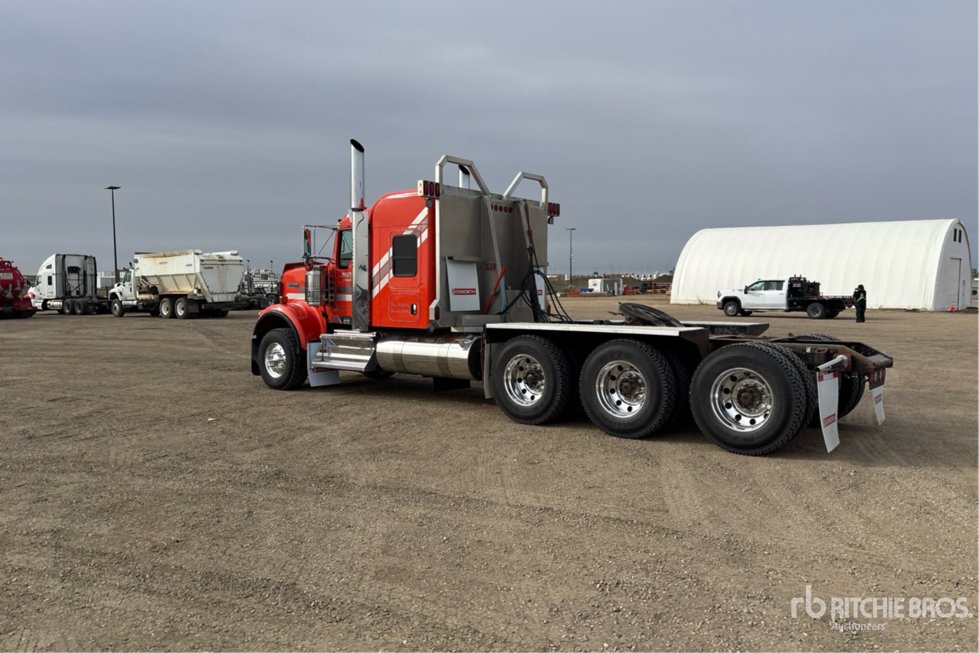 General Appearance with Picture, Left Rear Corner