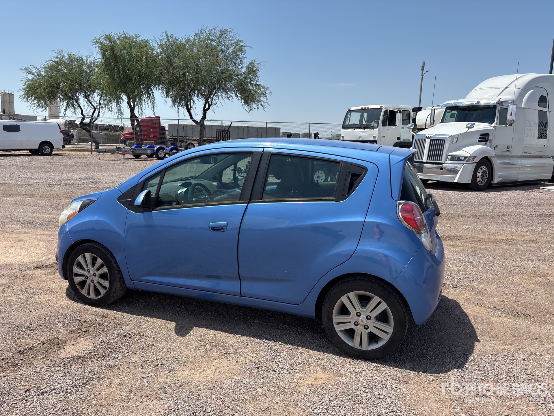 General Appearance with Picture, Left Rear Corner