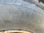 4 Underbody - Truck with 