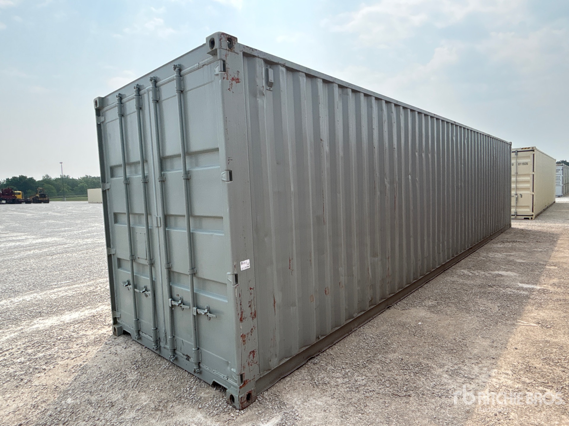 General Appearance with Picture, Right Rear Corner