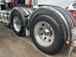 4 Underbody - Truck with 