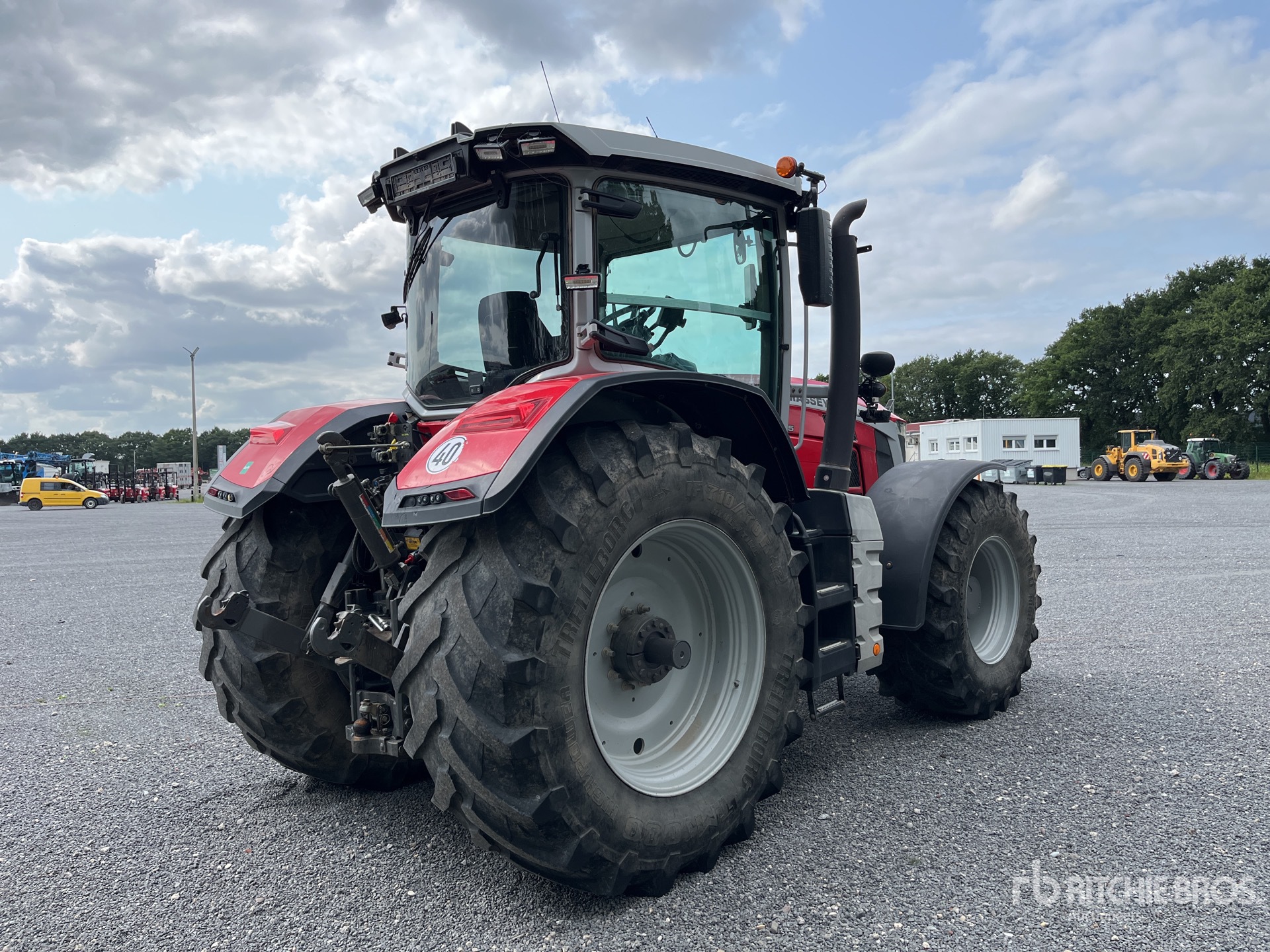 General Appearance with Picture, Right Rear Corner