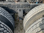 4 Underbody - Truck with 