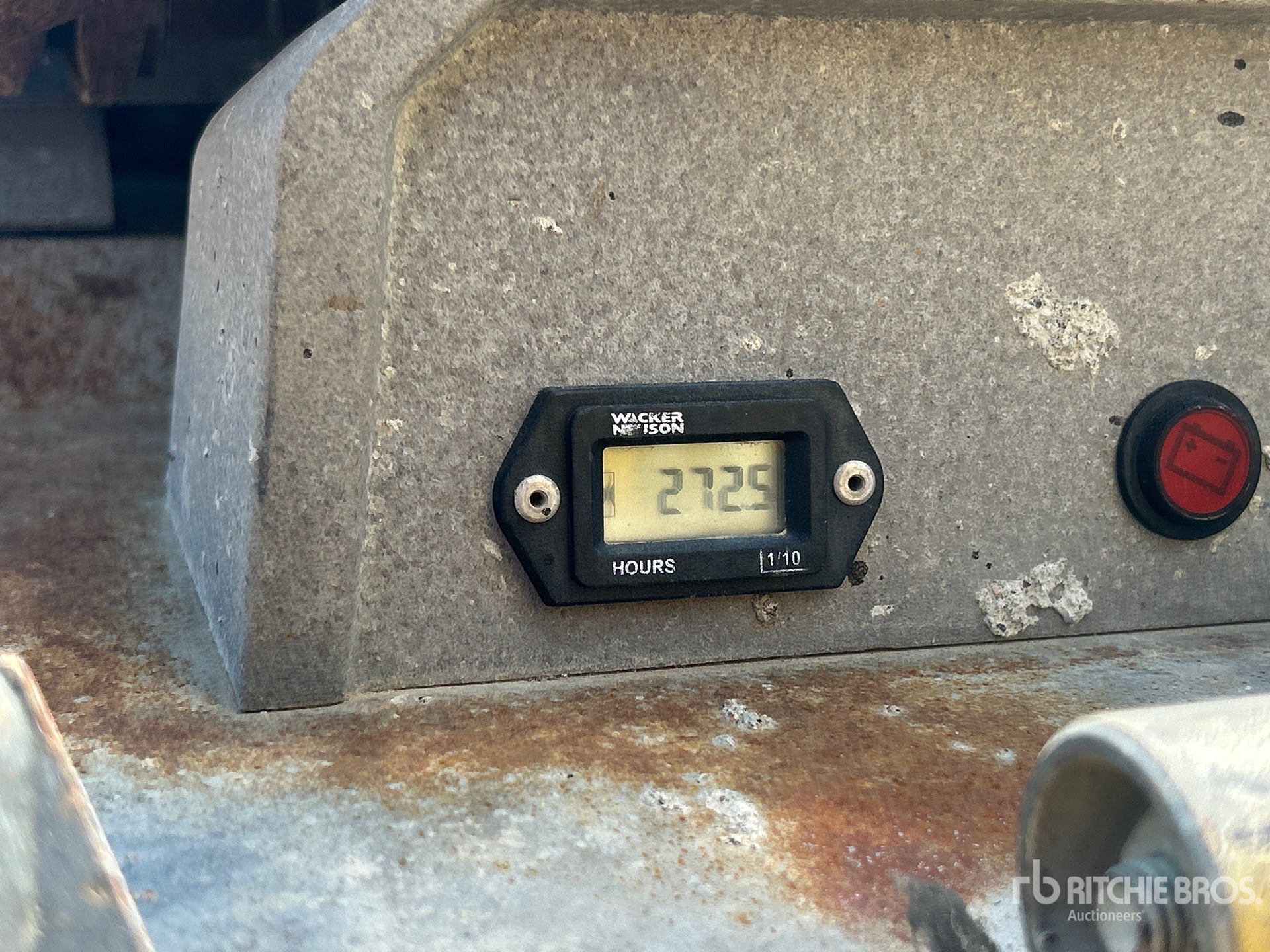 General Appearance with Hour Meter / Odometer