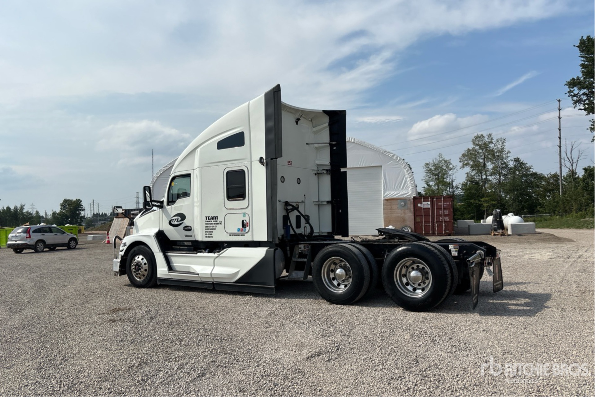 General Appearance with Picture, Left Rear Corner