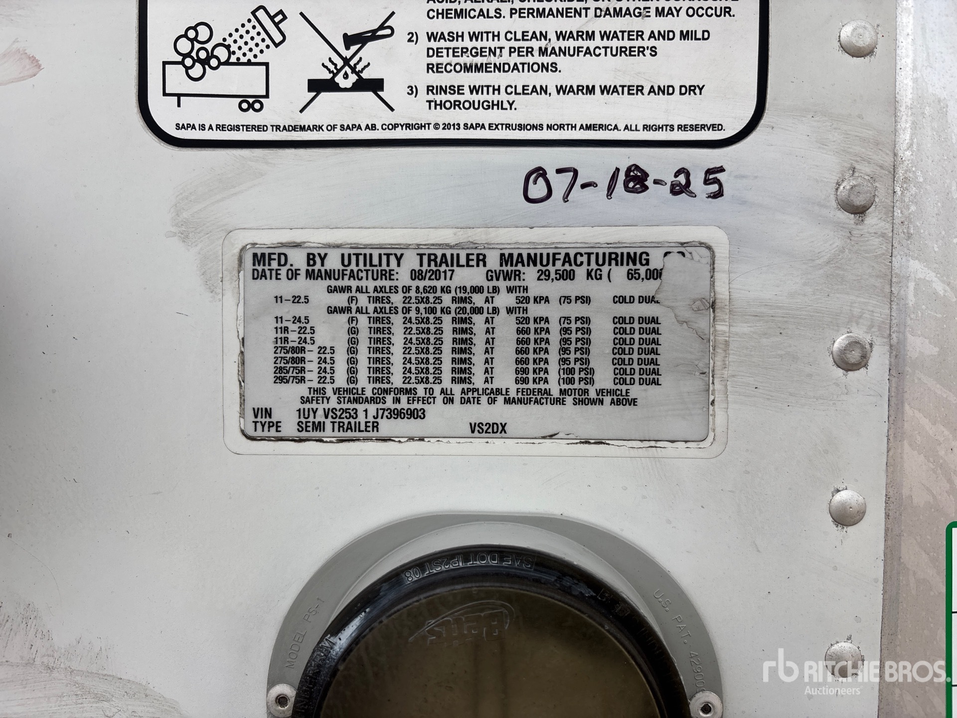 General Appearance with Serial Number / VIN