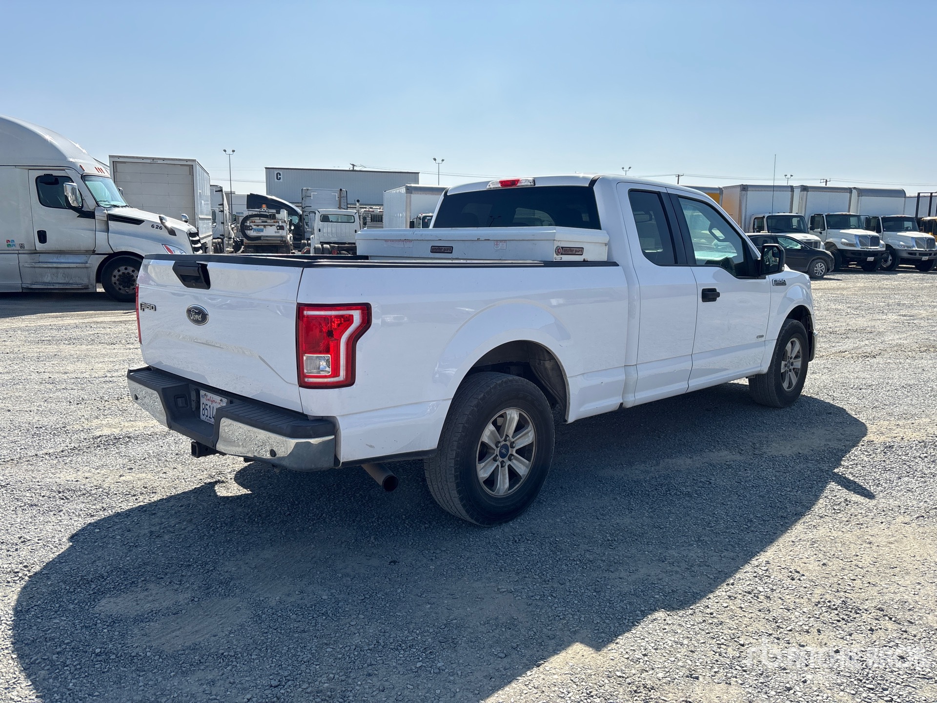 General Appearance with Picture, Right Rear Corner