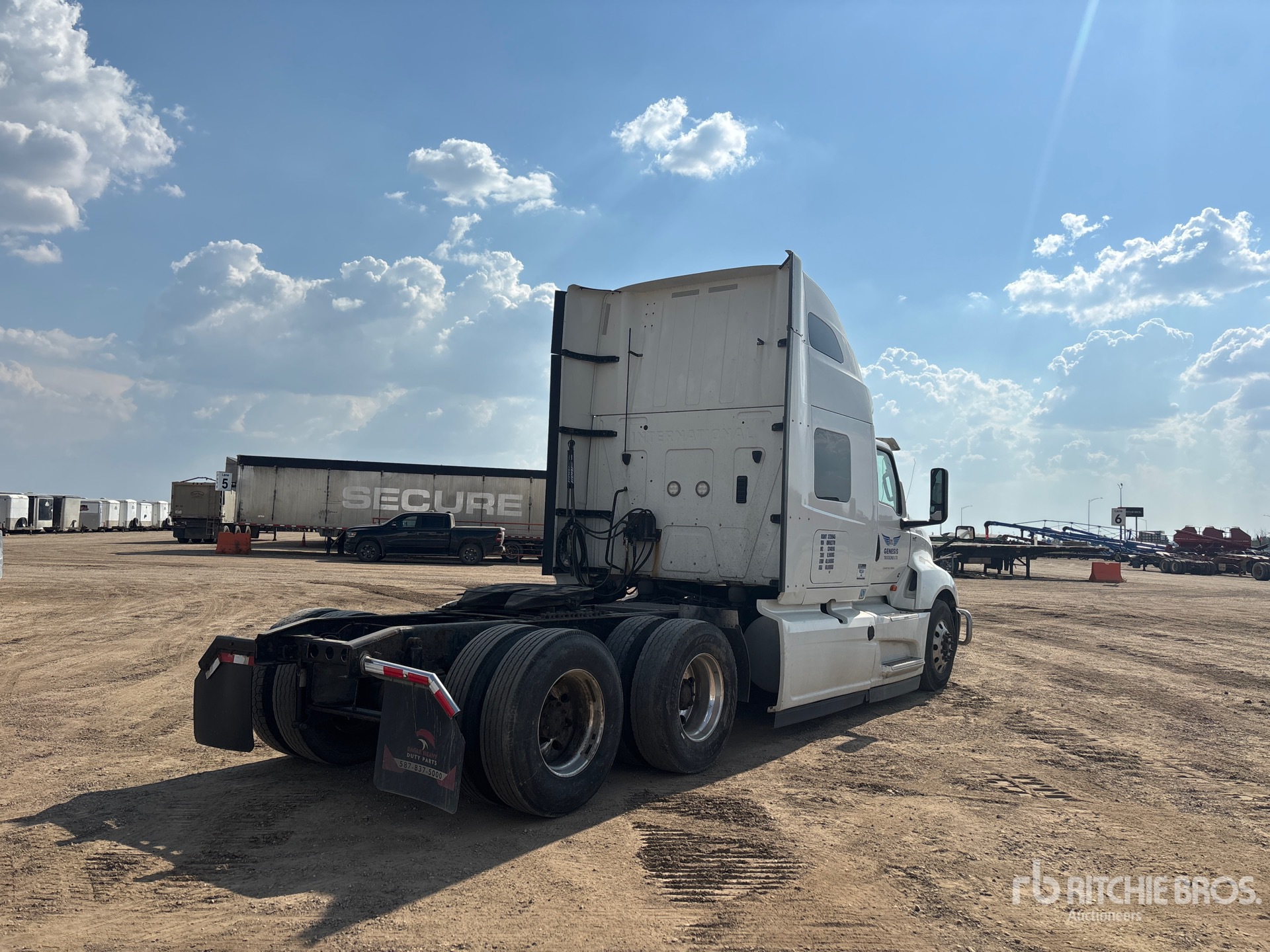 General Appearance with Picture, Right Rear Corner