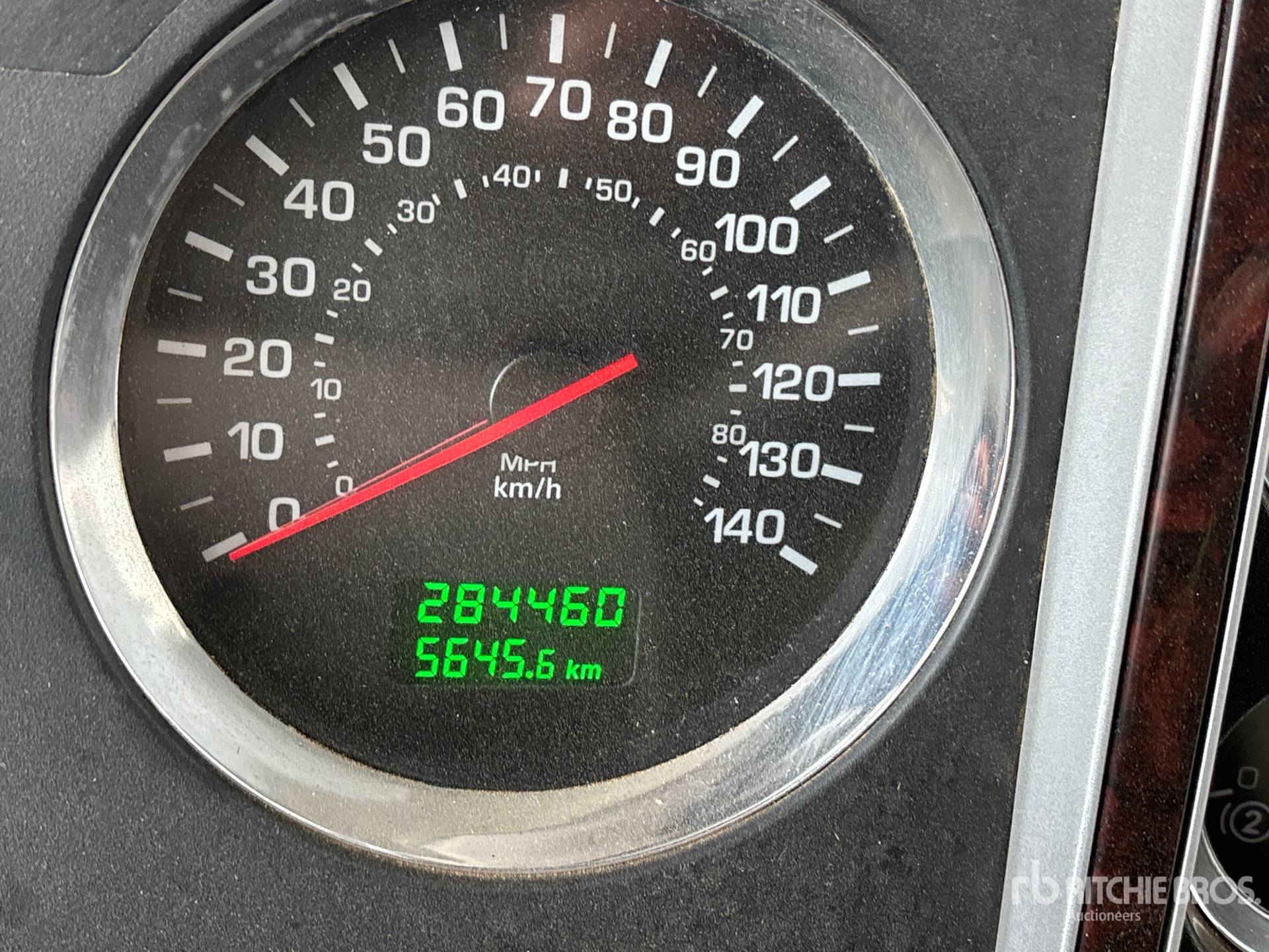 General Appearance with Hour Meter / Odometer