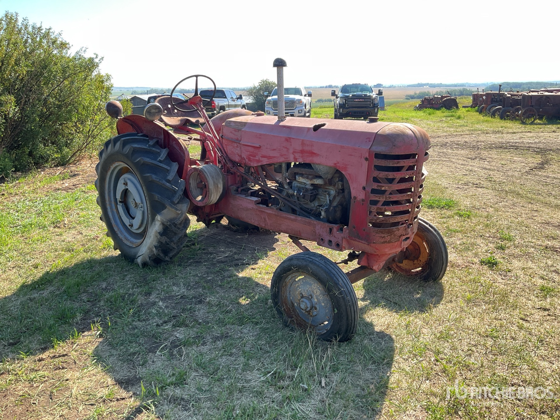 General Appearance with Picture, Right Front Corner