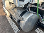 4 Underbody - Truck with 